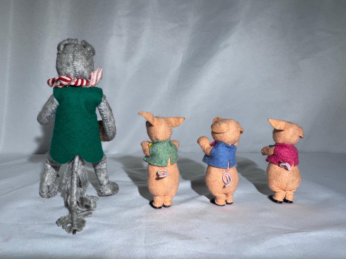 Vintage BAPS Germany Big Bad Wolf & Three Little Pigs Felt Miniature Doll Set – 1940s–1950s