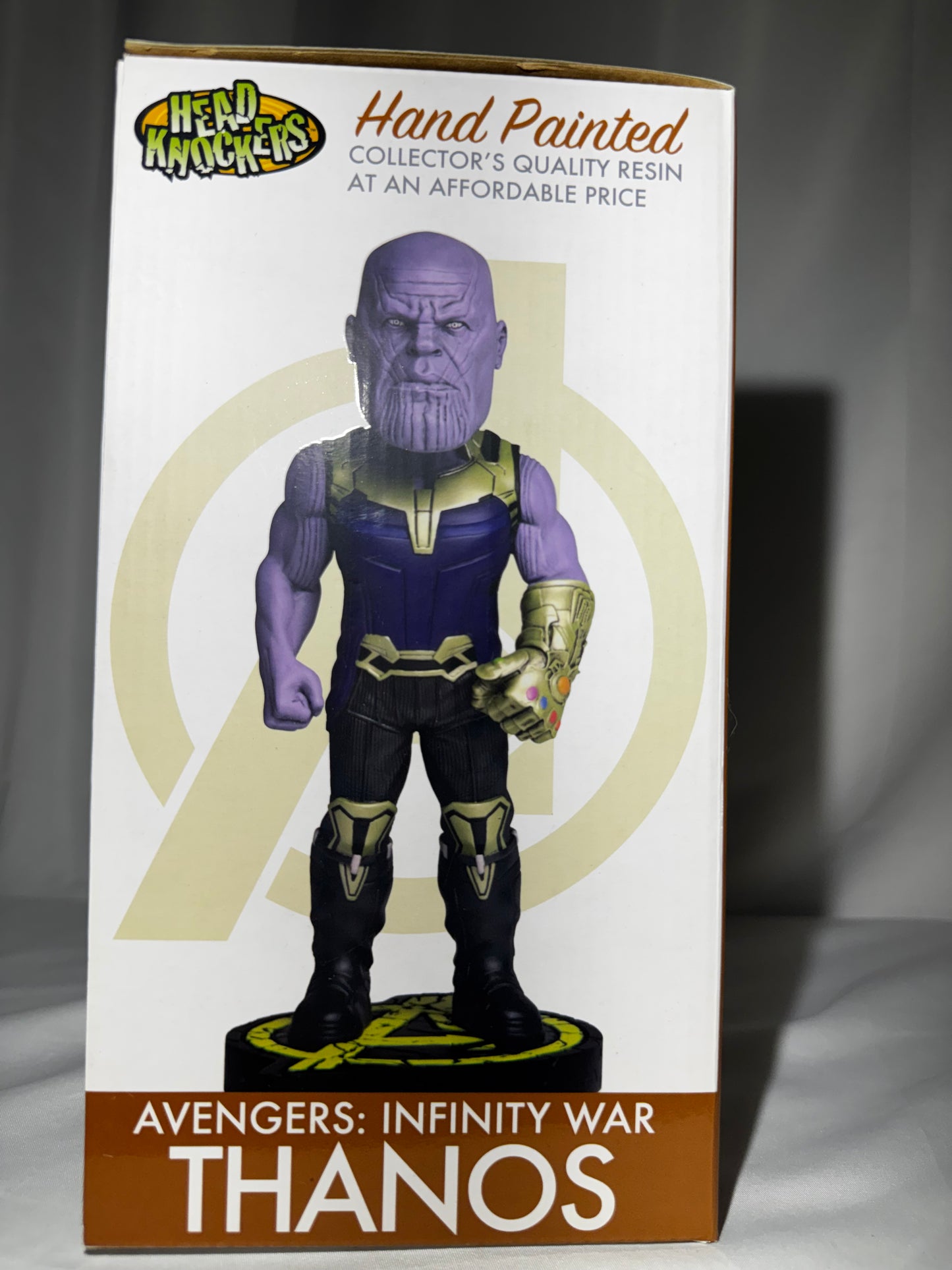 NECA Thanos Head Knocker Avengers Infinity War Resin Bobblehead Figure 8”