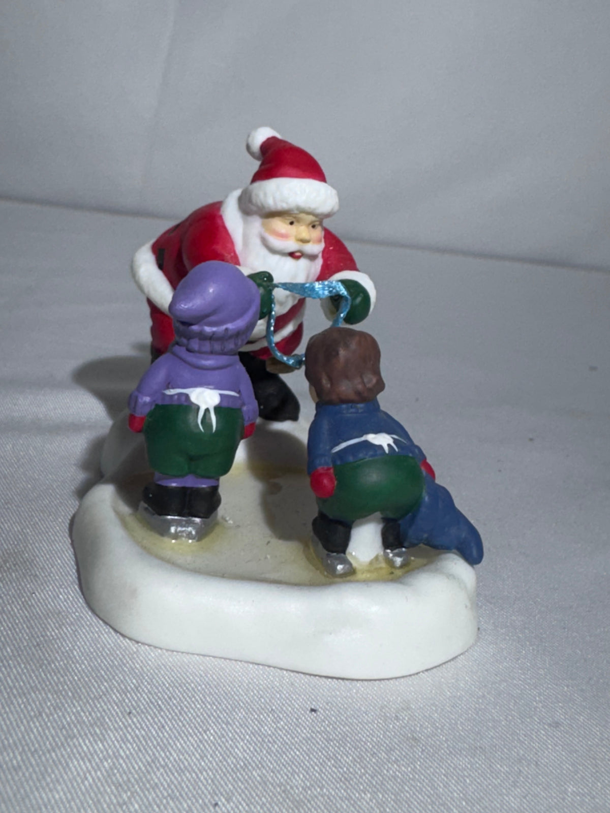 Department 56 North Pole Series Santa Awarding a Medal Replacement Figurine – 2002