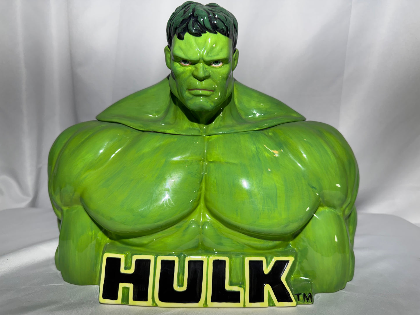 2003 NECA Marvel Hulk Ceramic Cookie Jar w/ Original Box Universal Studios 10”