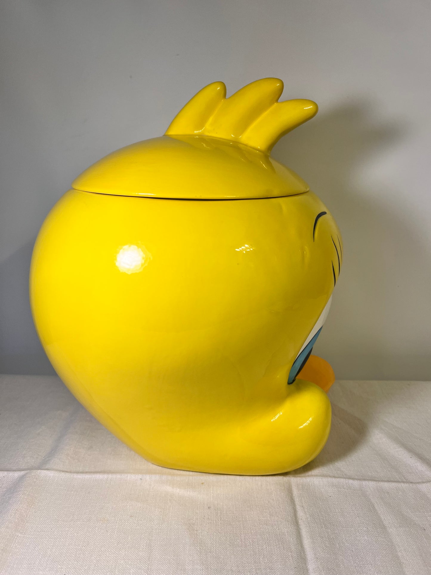 Tweety Bird-Cookie Jar-Warner Brothers- big- Head- Looney Tunes