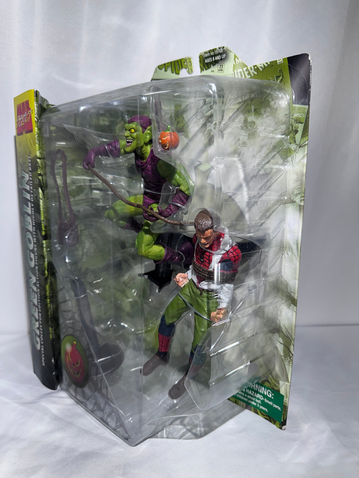 Marvel Select Classic Green Goblin Action Figure – Diamond Select Toys – Sealed in Original Packaging