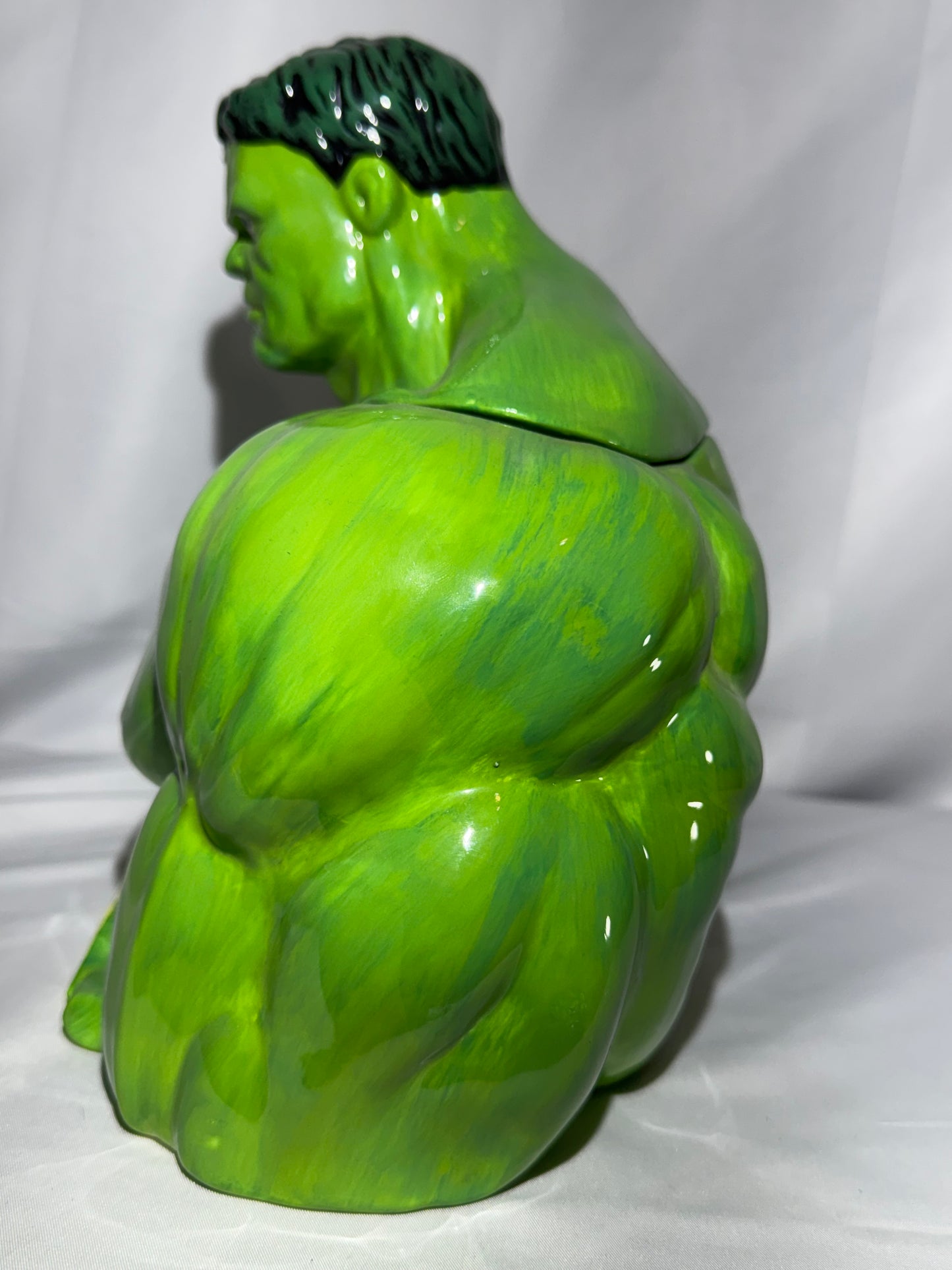 2003 NECA Marvel Hulk Ceramic Cookie Jar w/ Original Box Universal Studios 10”