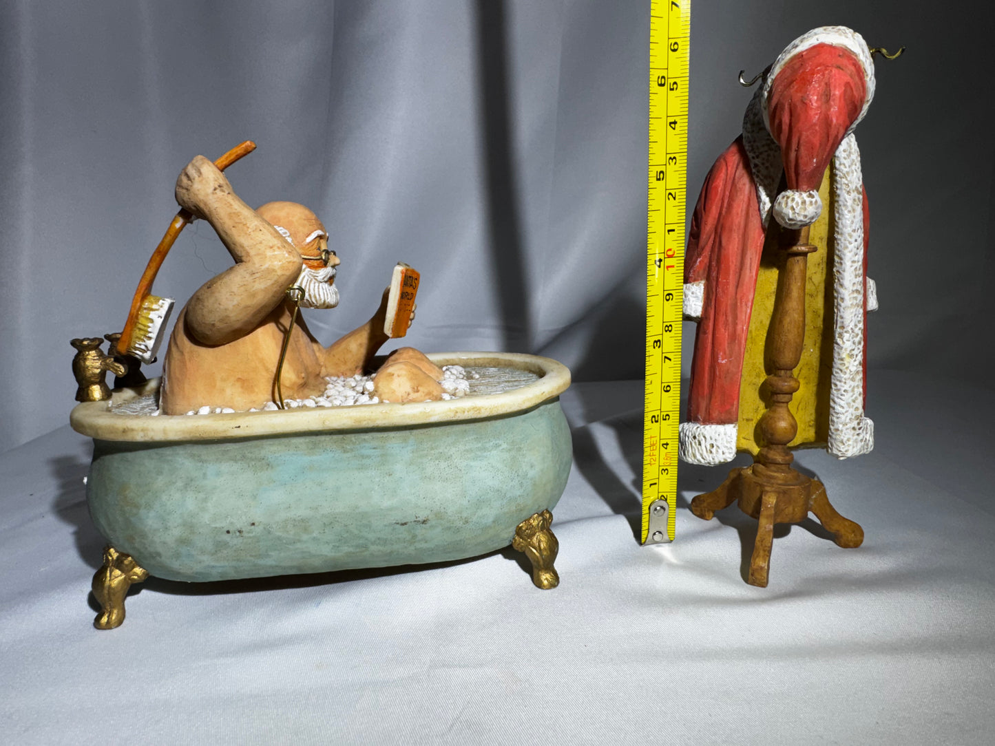 Vintage Kurt S. Adler Santa’s World Animated Music Box Bathtub Santa Works Box