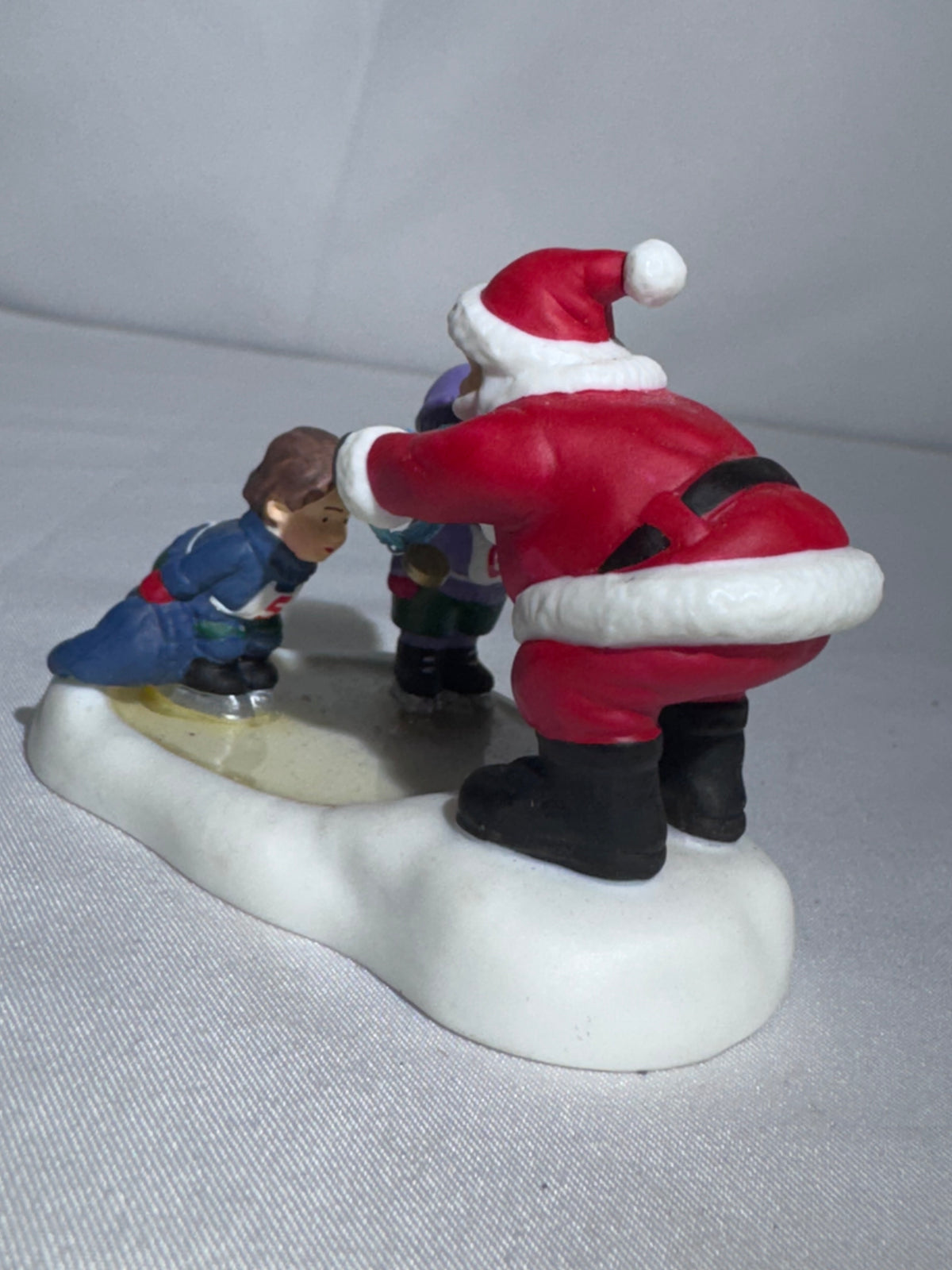 Department 56 North Pole Series Santa Awarding a Medal Replacement Figurine – 2002