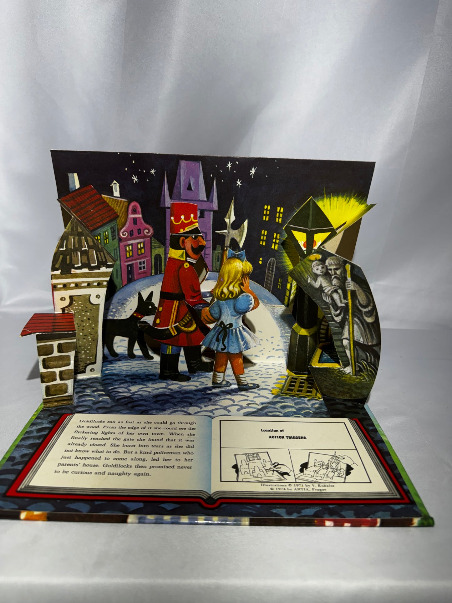 Vintage 1972–1974 Goldilocks and the Three Bears Vojtěch Kubašta Pop-Up Book Artia Prague “All Action Treasure Hour” Series