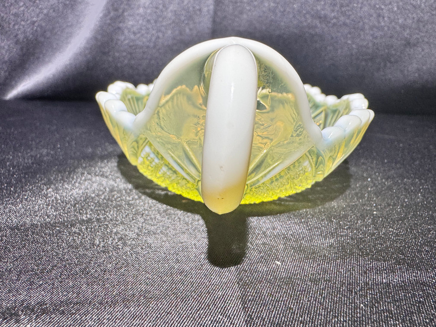 Vintage Davidson Primrose Pearline Uranium Glass Relish/nappy Dish– Lords & Ladies