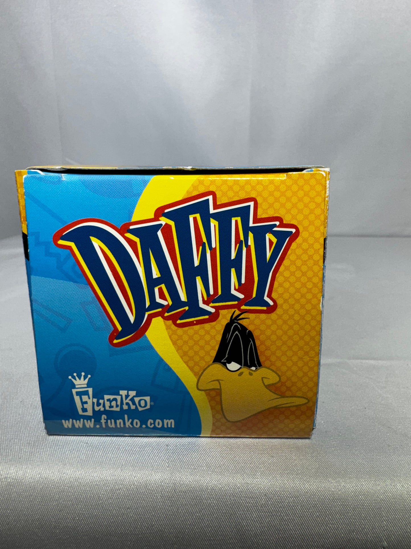 Funko Wacky Wobbler Daffy Duck Bobble Head Rabbit Season Looney Tunes WB w/ Box