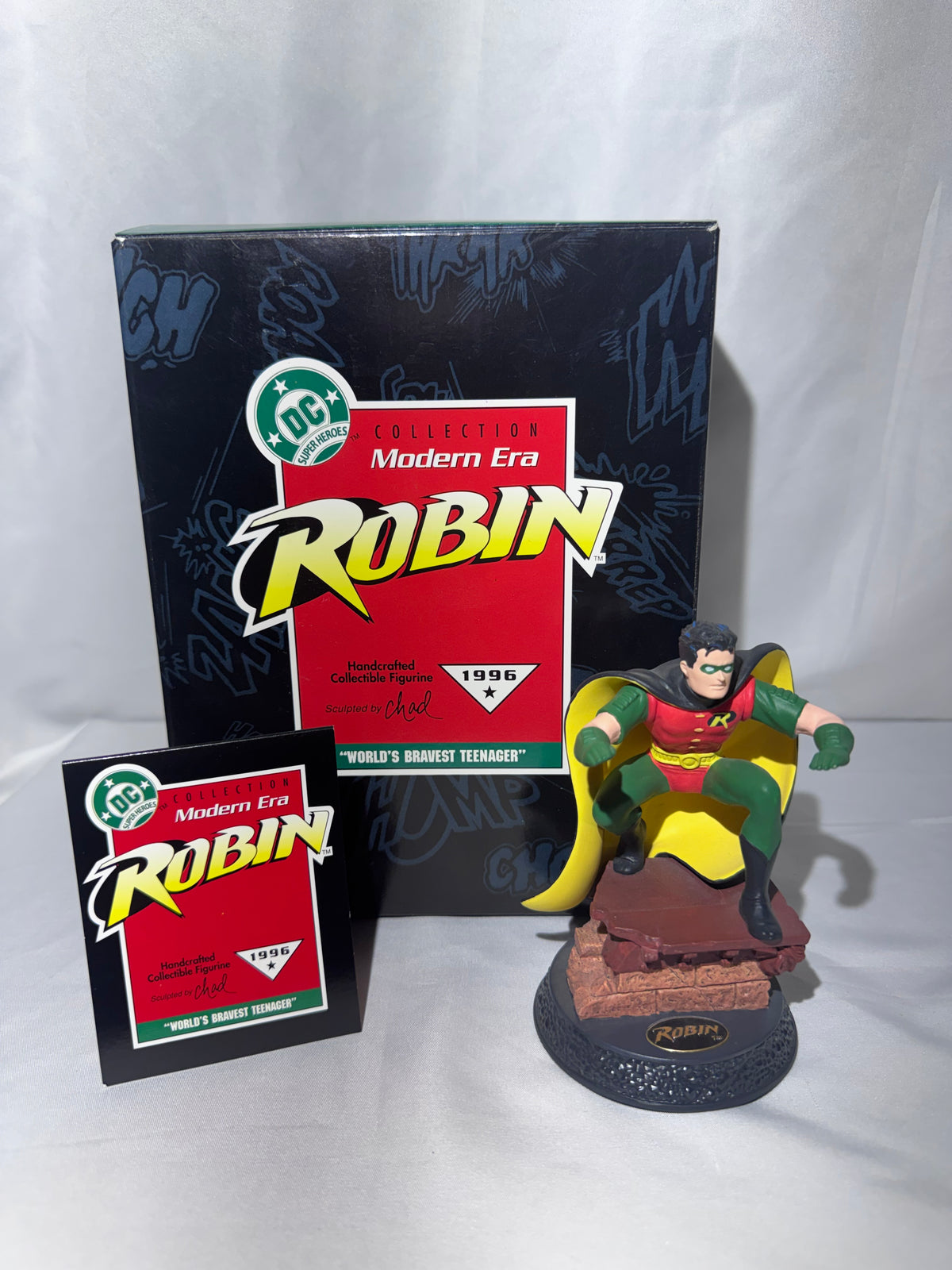 Hallmark 1996 DC Super Heroes Modern Era Robin Figurine – “World’s Bravest Teenager”