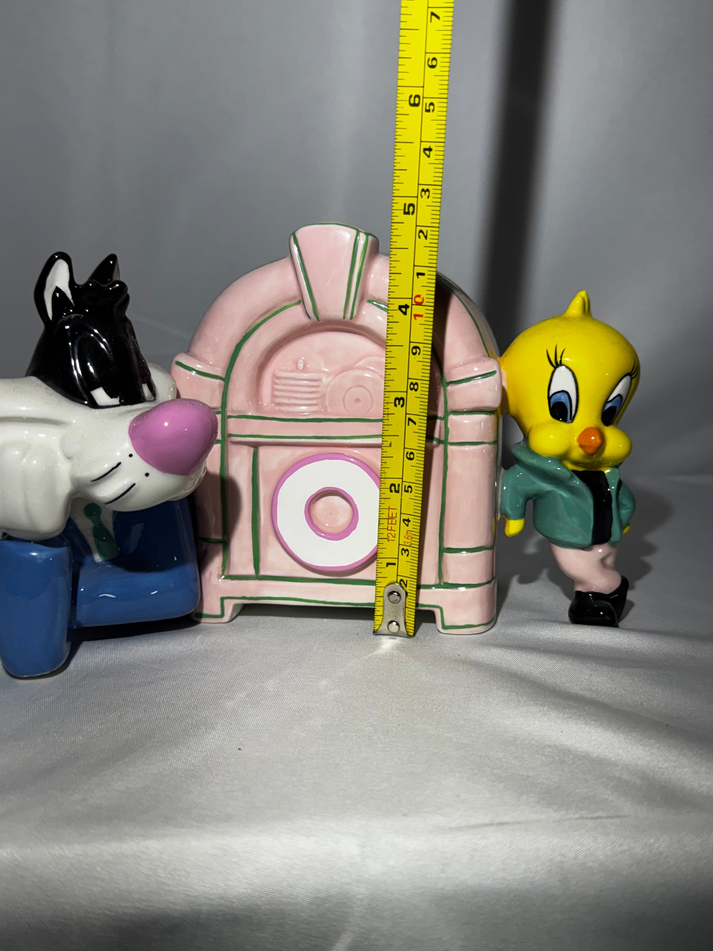 1994 Warner Bros Looney Tunes Sylvester & Tweety Ceramic Bank Jukebox