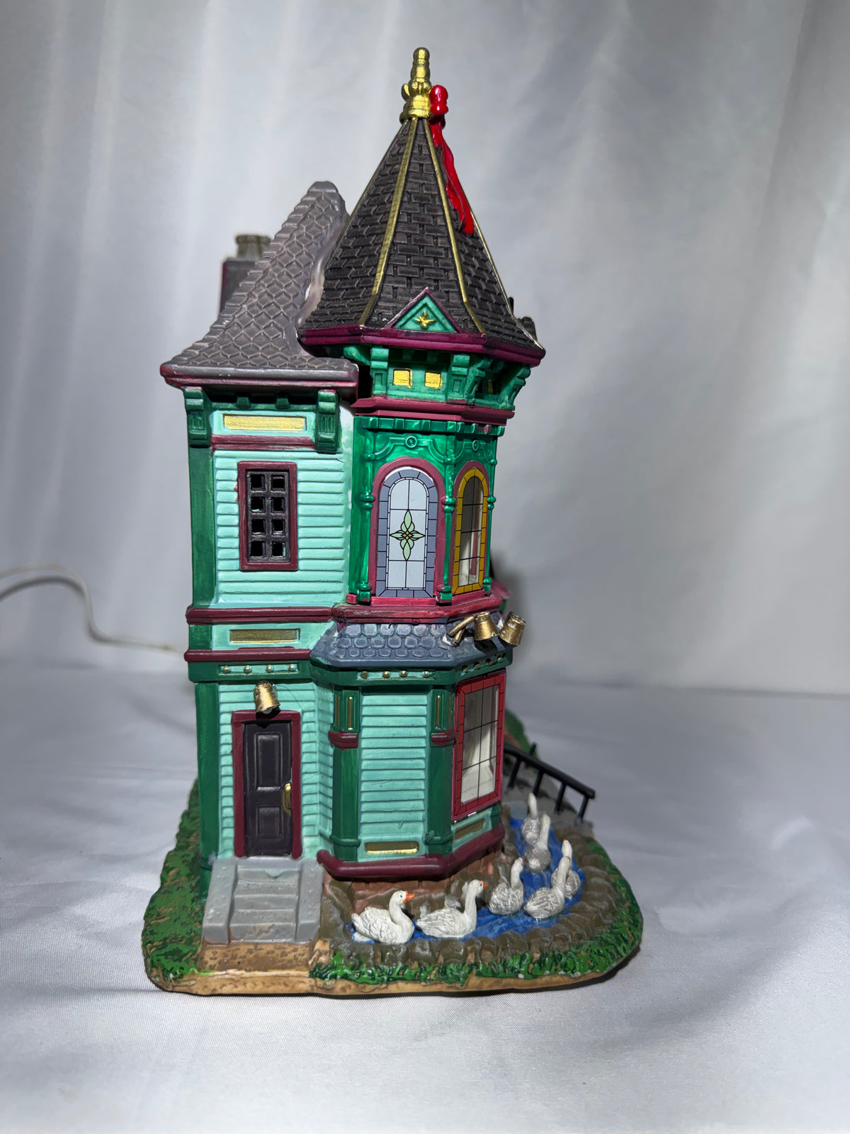 Lemax 12 Days of Christmas Manor #95869 – 2009 Sights & Sounds Collection – Retired Christmas Village -Read