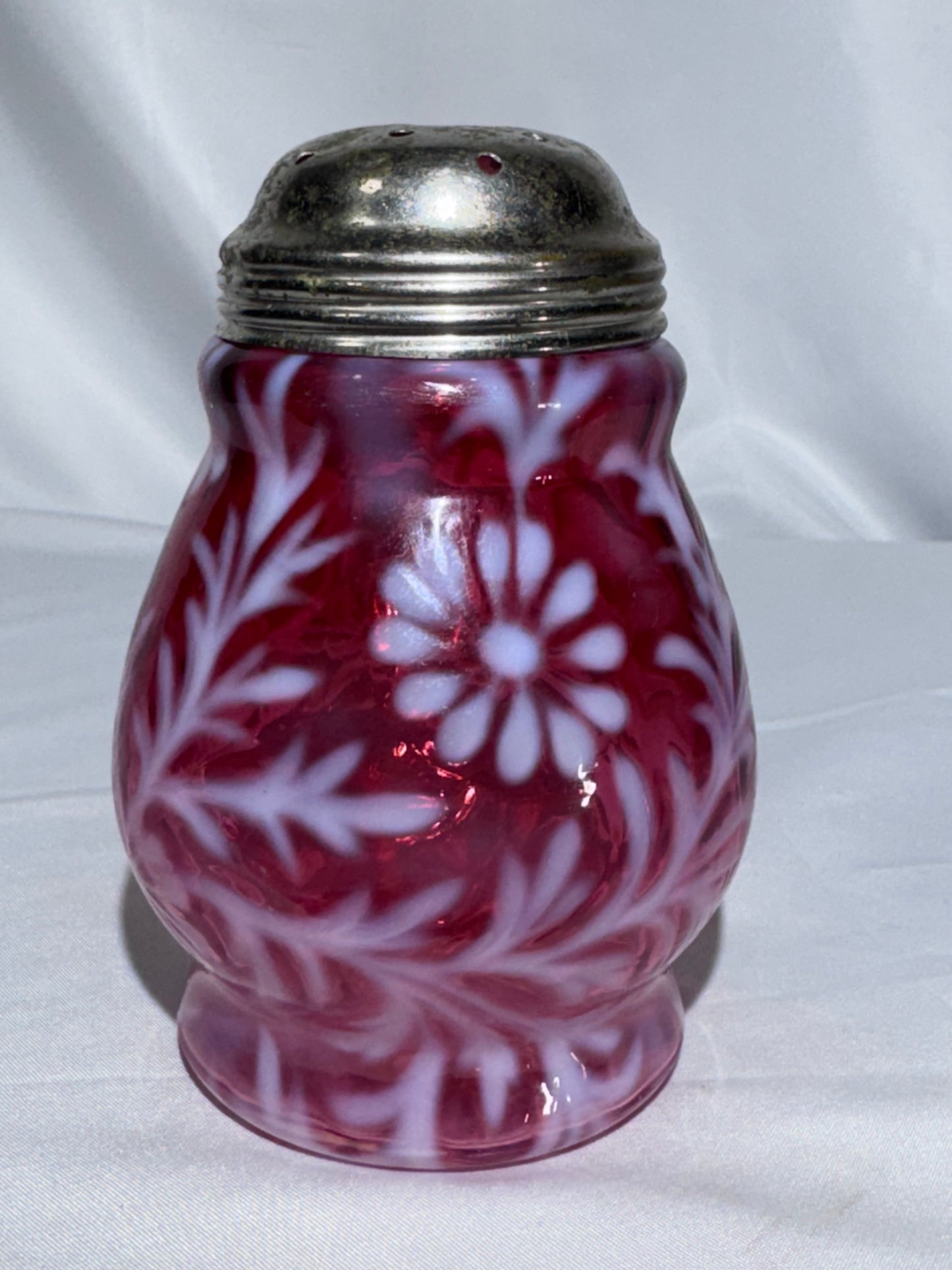 Vintage Northwood Cranberry Opalescent “Daisy & Fern” Sugar Shaker – 4.5”