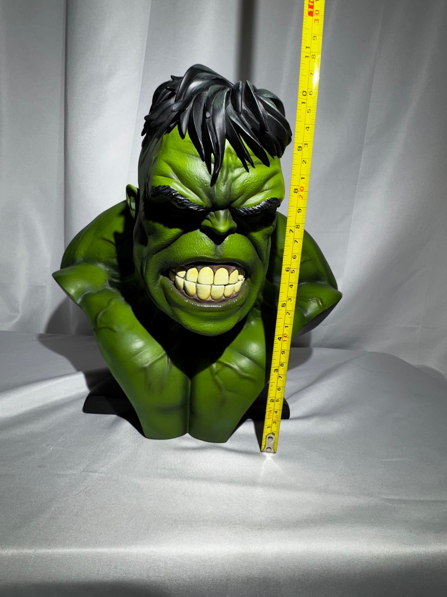 Sideshow Collectibles Legendary Scale Hulk Bust #230/400 Marvel Statue w/ Box 10.5”