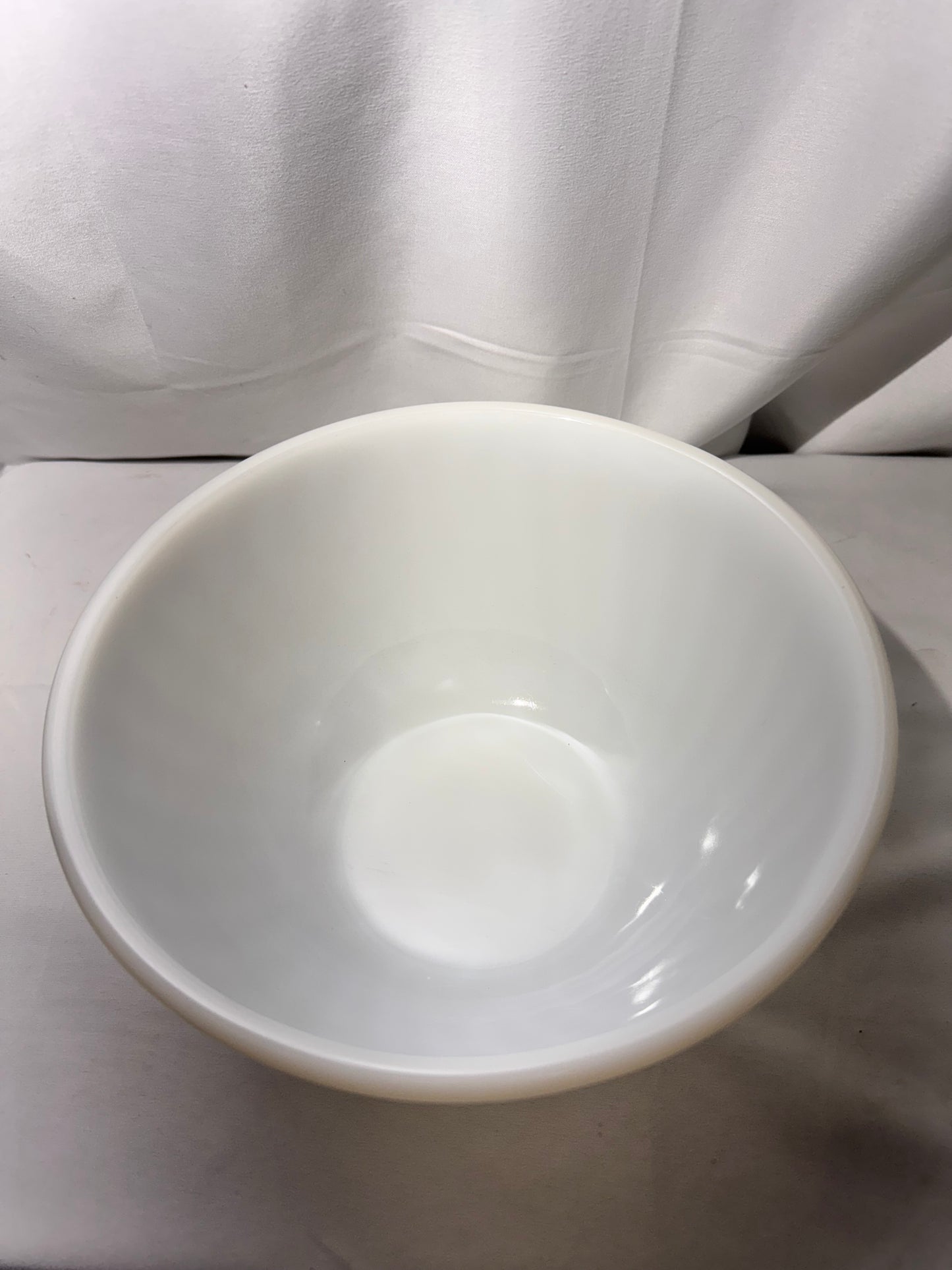 Vintage Anchor Hocking Fire-King White Swirl Milk Glass Nesting Mixing Bowls – Set of 5