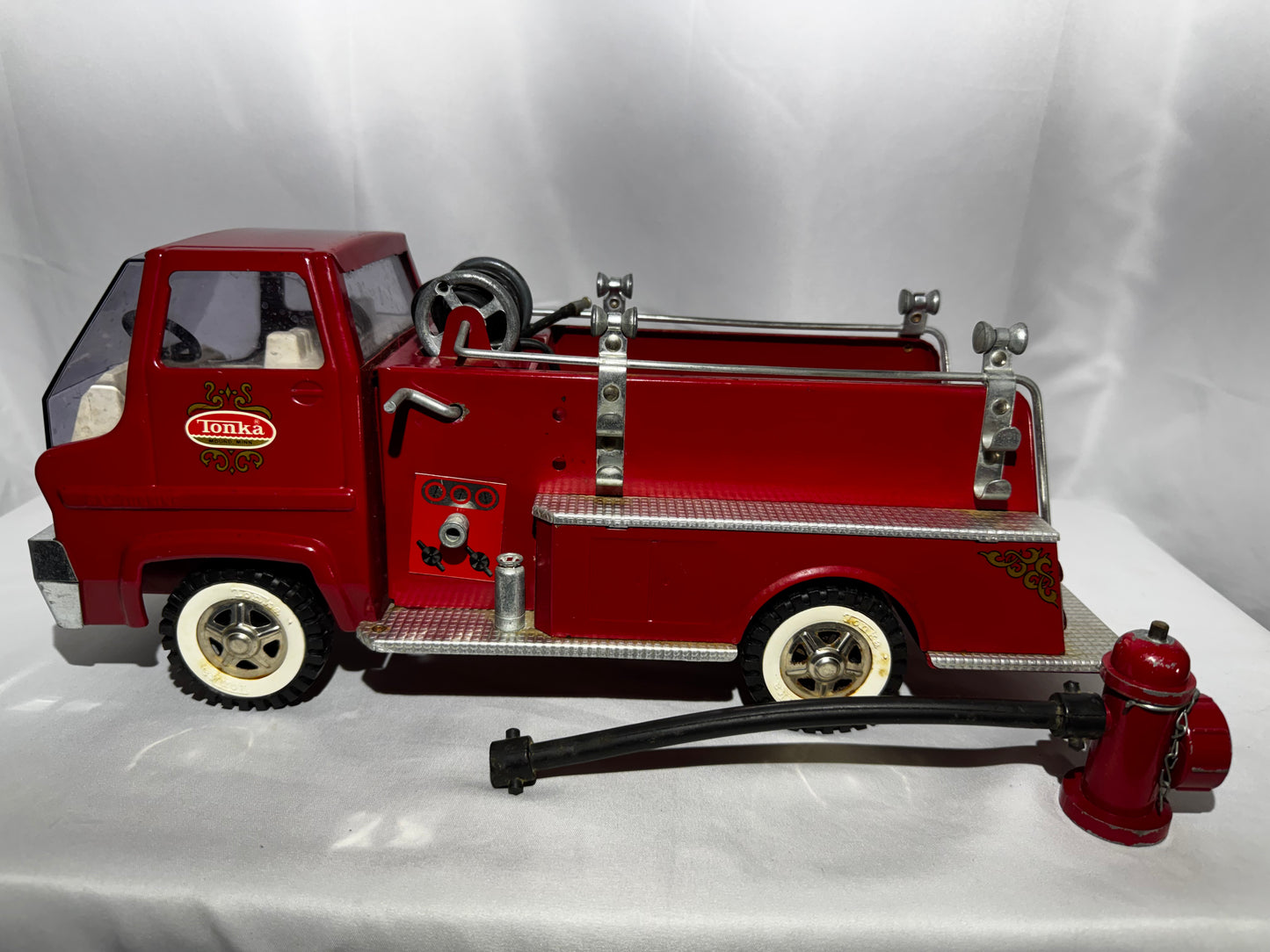 Vintage Tonka No. 926 Gas Turbine Pumper Fire Truck w/ Box Hose Hydrant 1967-68 No Ladder