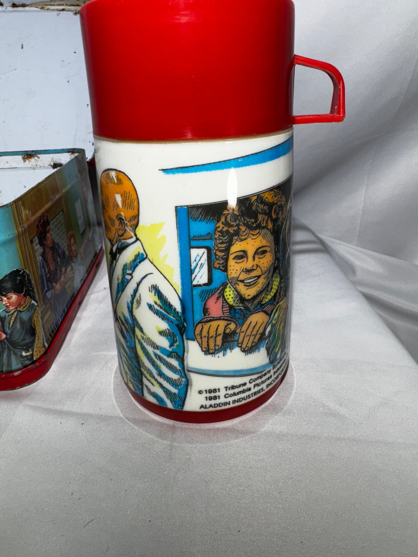 Vintage 1981 Annie Metal Lunchbox with Thermos – Aladdin Industries