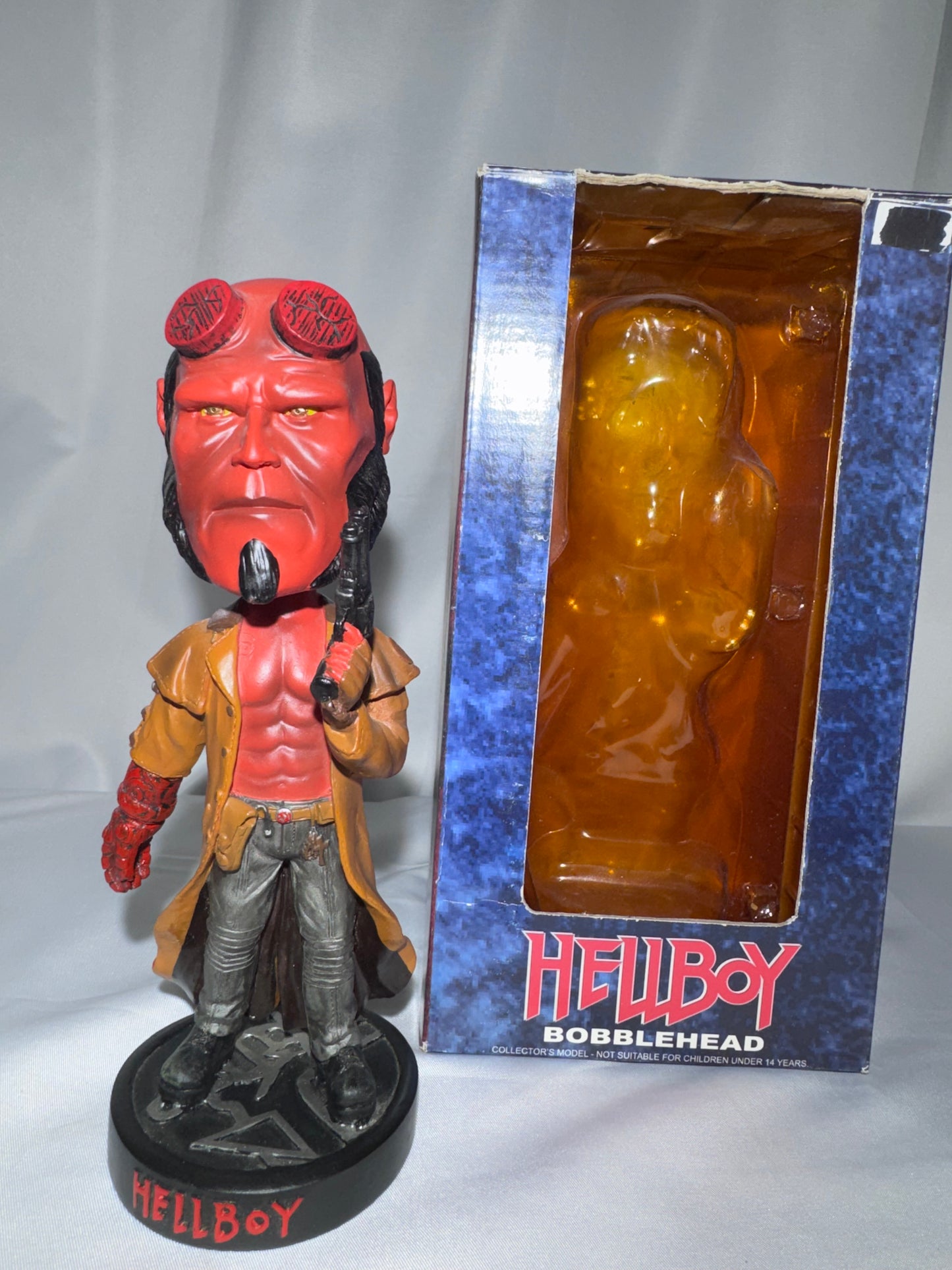 Hellboy Bobblehead Hollywood Collectibles Group HCG Dark Horse Comic w/ Box