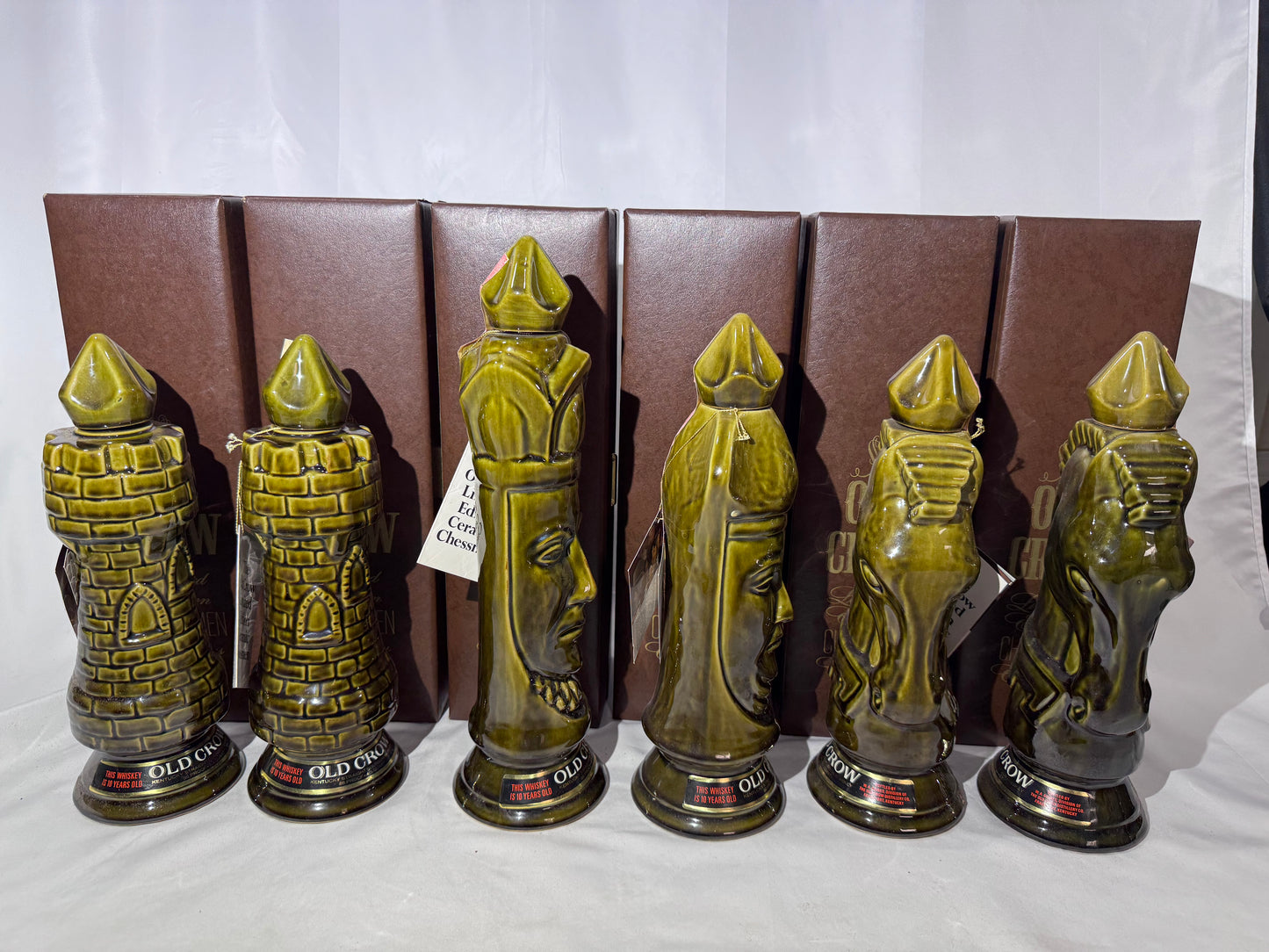 Vintage Old Crow Kentucky Straight Bourbon Whiskey Chessmen – Dark Green – Set of 6