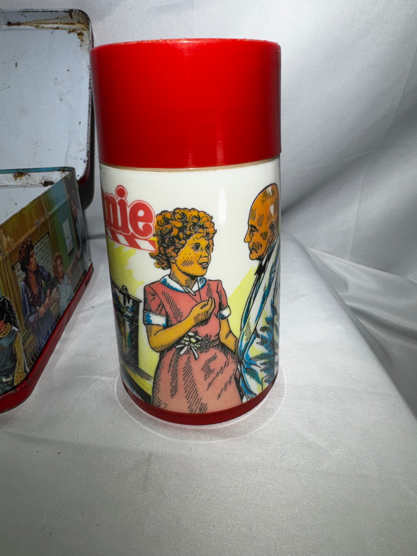 Vintage 1981 Annie Metal Lunchbox with Thermos – Aladdin Industries