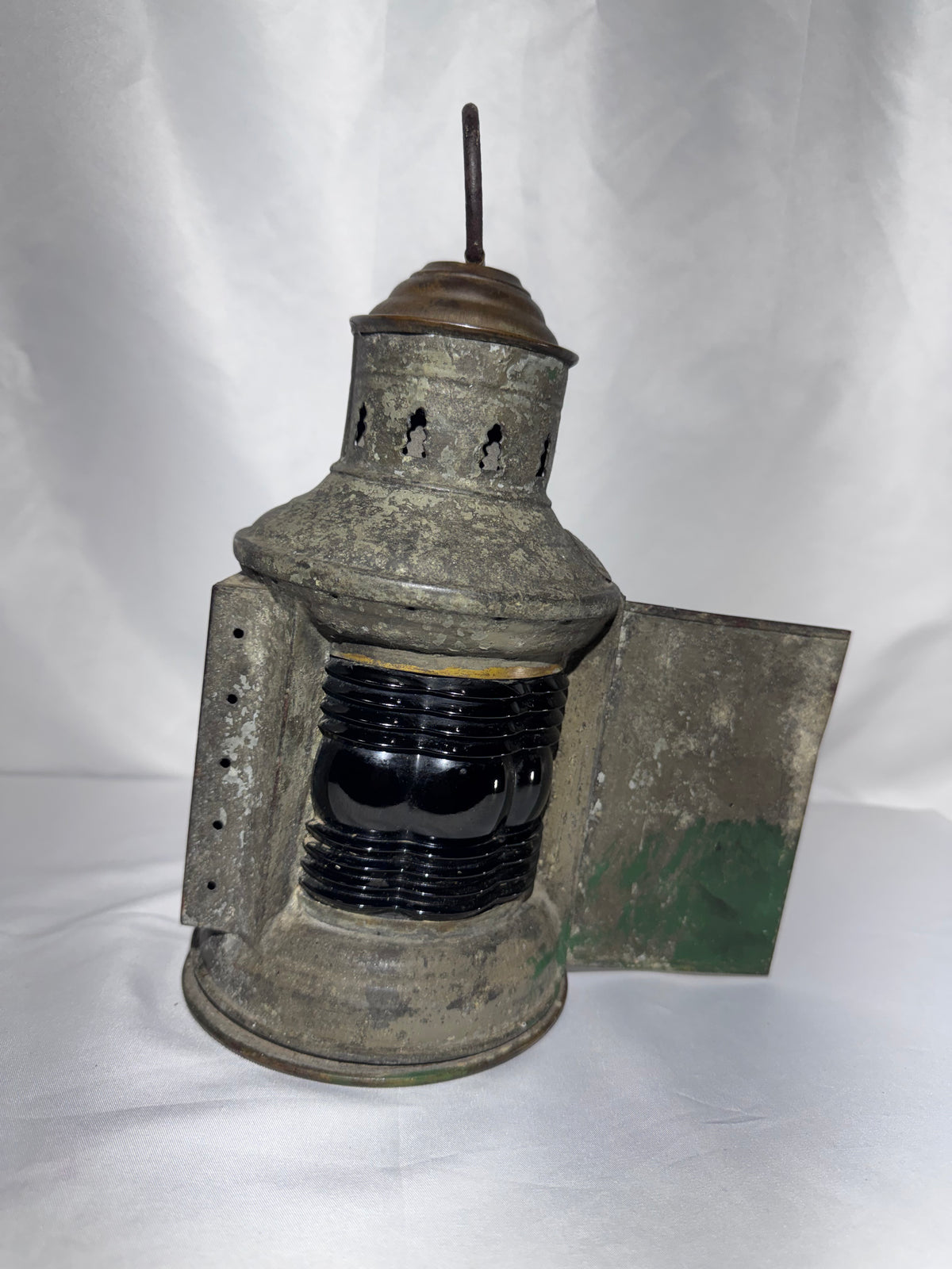 Vintage Triplex 1910 Maritime Navigation Lantern – Red Fresnel Glass – National Marine Lamp Co.