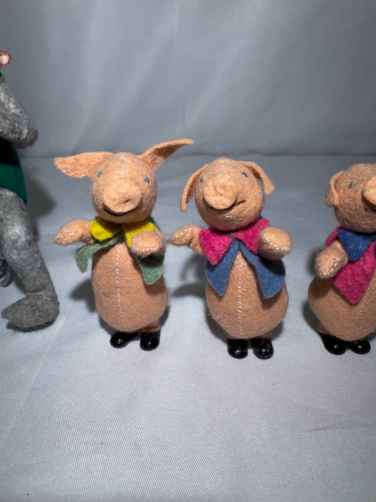 Vintage BAPS Germany Big Bad Wolf & Three Little Pigs Felt Miniature Doll Set – 1940s–1950s
