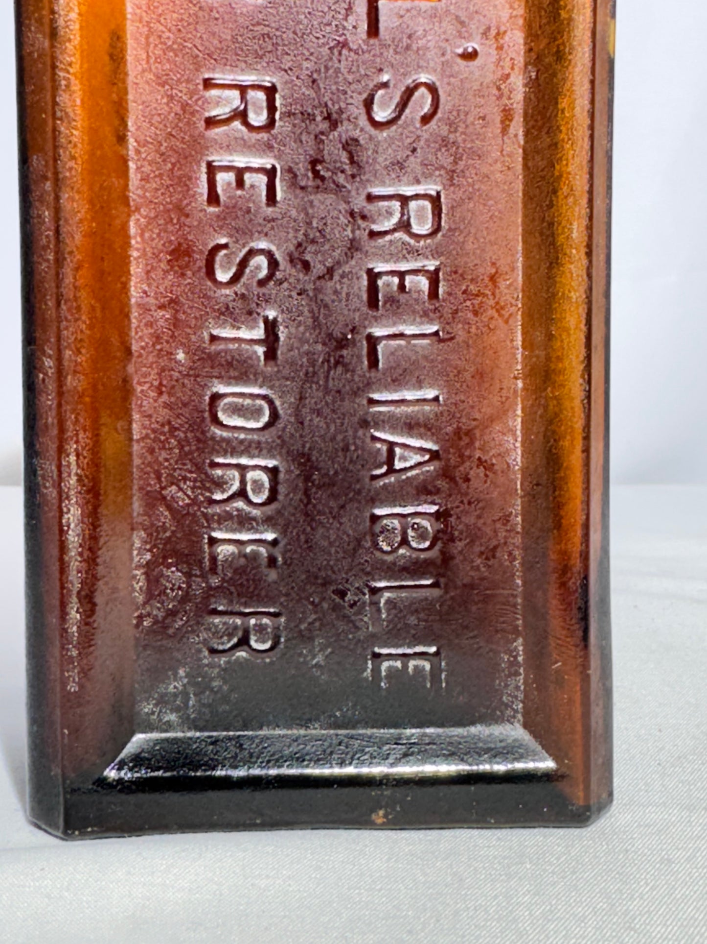 Vintage Amber Glass Apothecary Bottle Roehl’s Reliable Hair Restorer Embossed Antique
