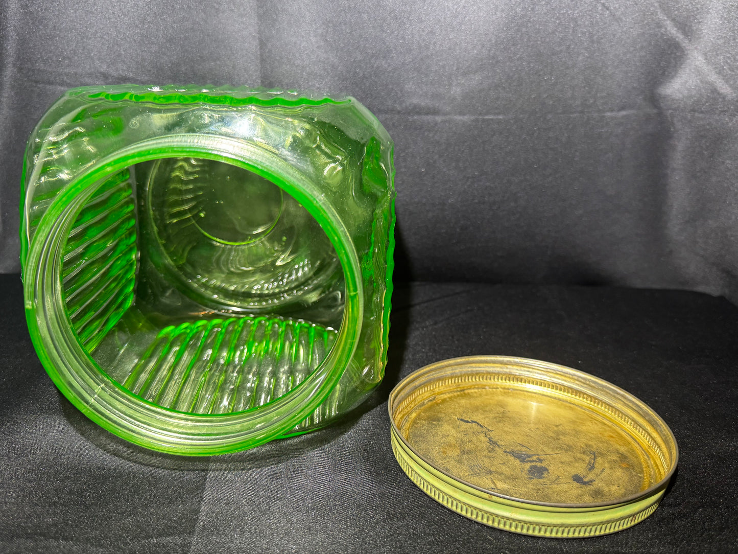 Vintage 1930s Uranium Glass Hoosier Cookie Jar Canister Green Ribbed UV Reactive w/Lid