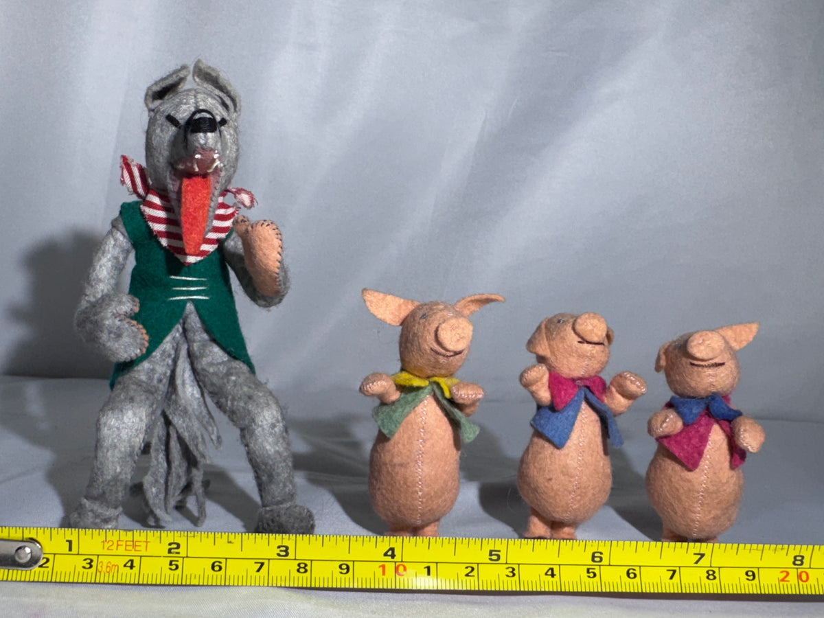 Vintage BAPS Germany Big Bad Wolf & Three Little Pigs Felt Miniature Doll Set – 1940s–1950s
