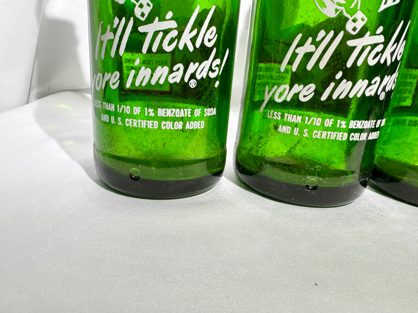 Rare Vintage Mountain Dew Green Glass Bottles – 10 fl oz – Hillbilly Slogan Graphics 6pack