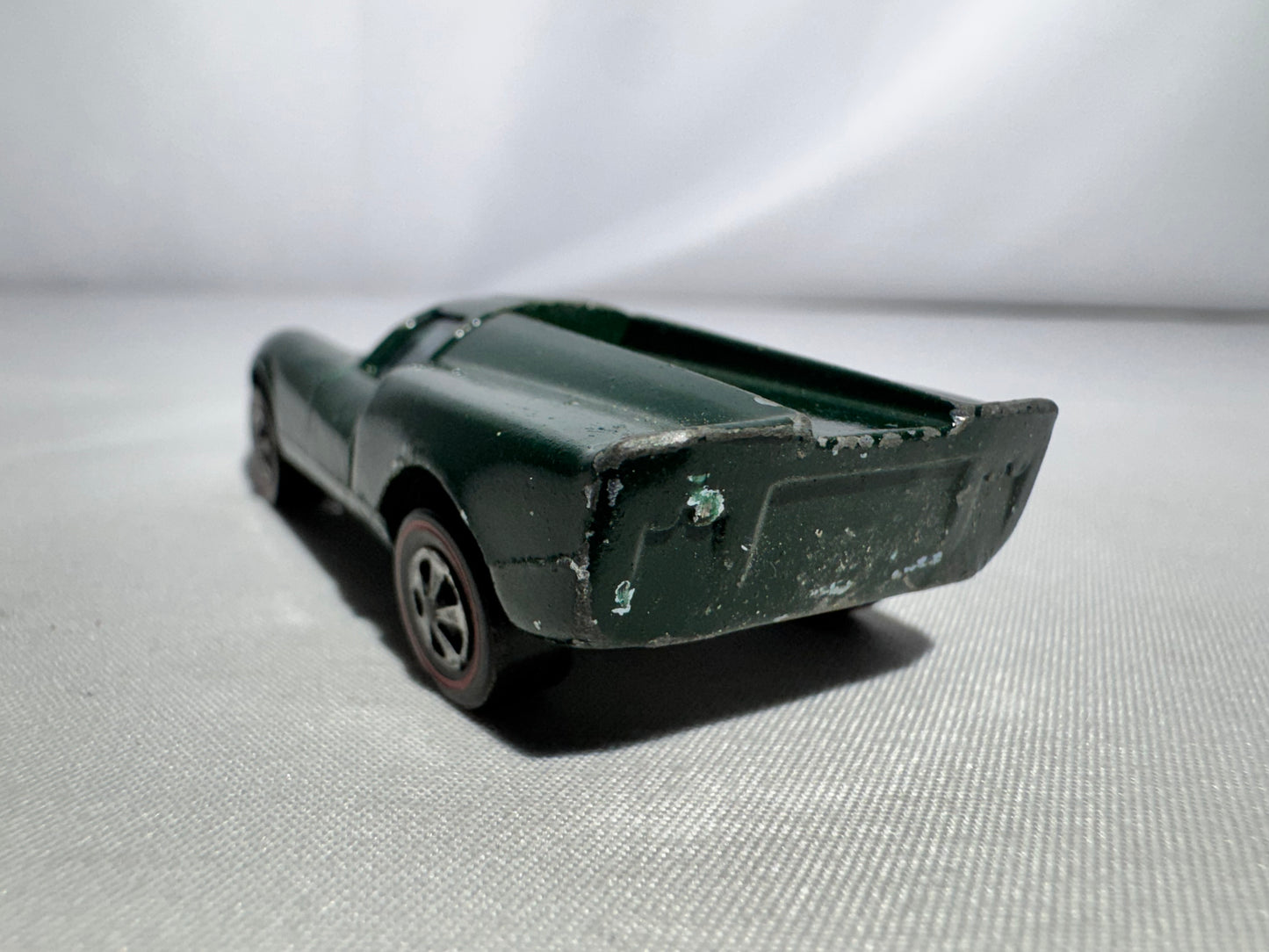 Hot Wheels Redline Lola GT70 – Dark Green – 1960s Vintage