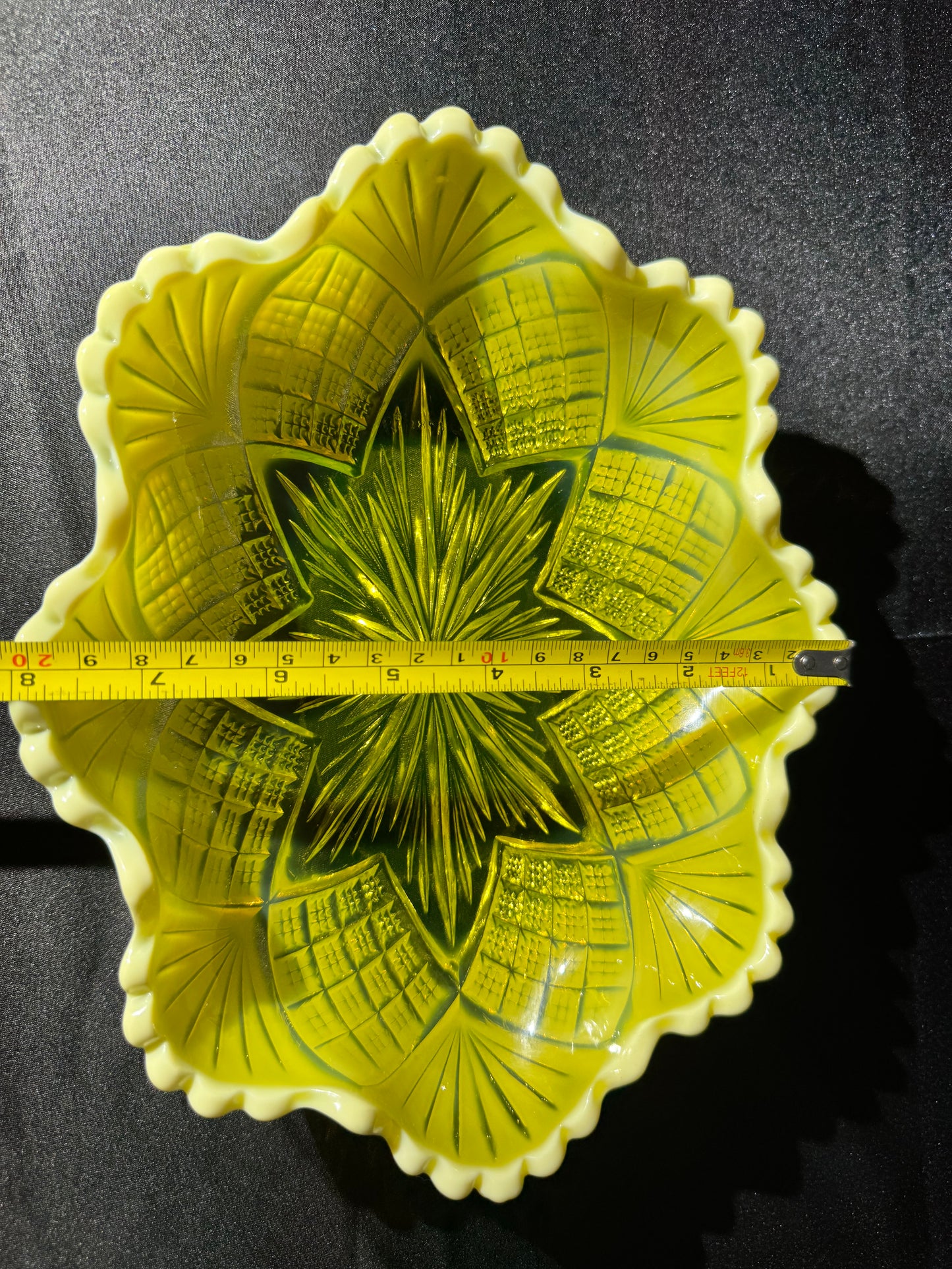 Uranium Davidson Primrose Pearline Glass Bowl –10” Antique Glass RN285342