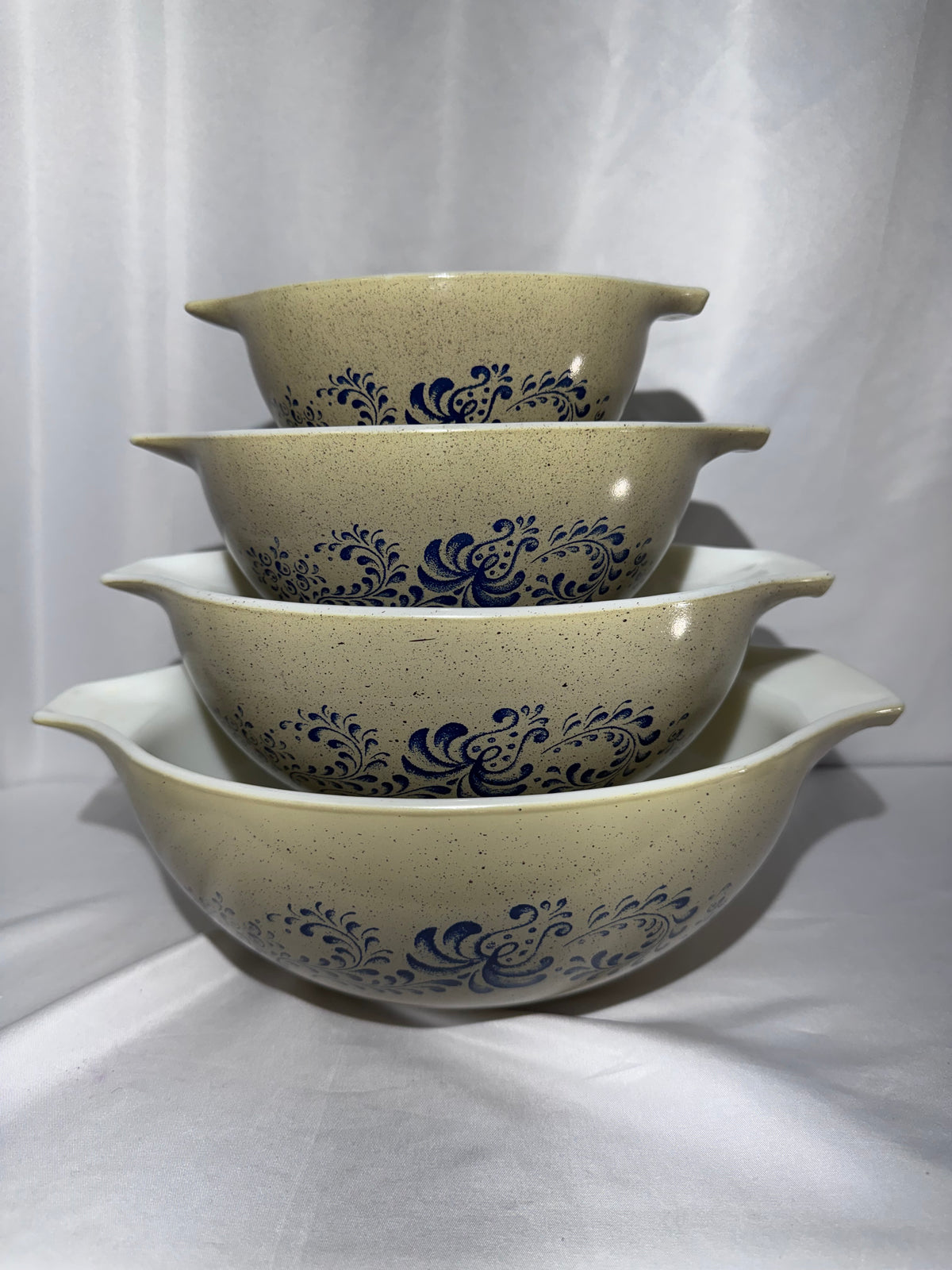 Vintage Pyrex Homestead Blue Floral Cinderella Mixing Bowl Set of 4 Nesting Bowls