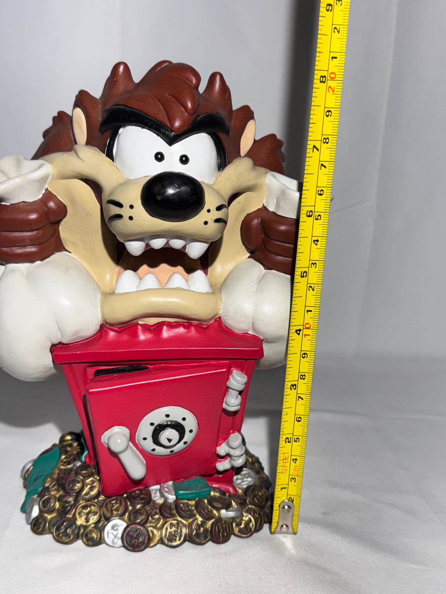 1997 Warner Brothers Taz Piggy Bank – Money Bags & Safe looney Tunes
