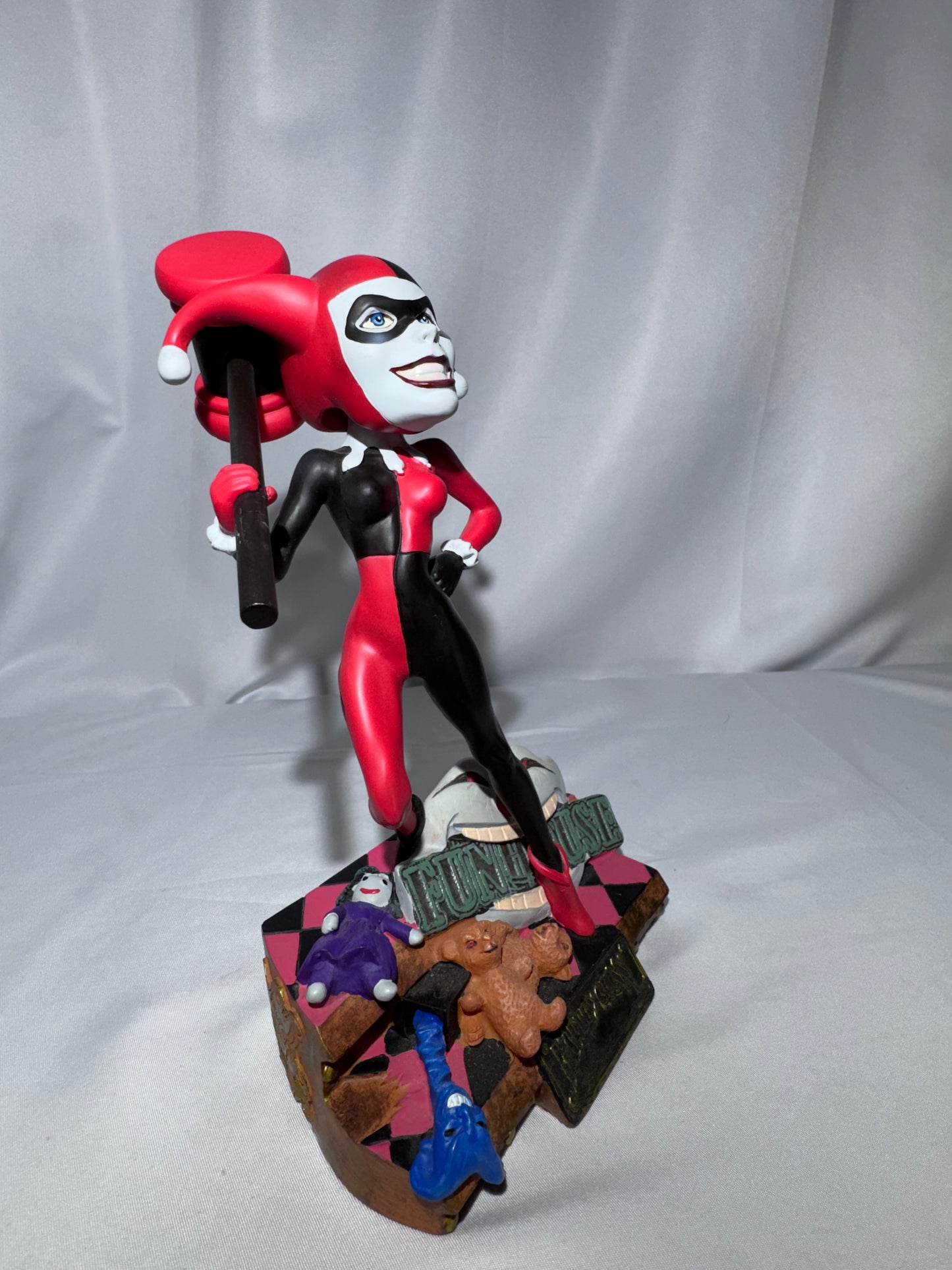2005 Monogram Harley Quinn Headstrong Heroes & Villains Bobblehead DC