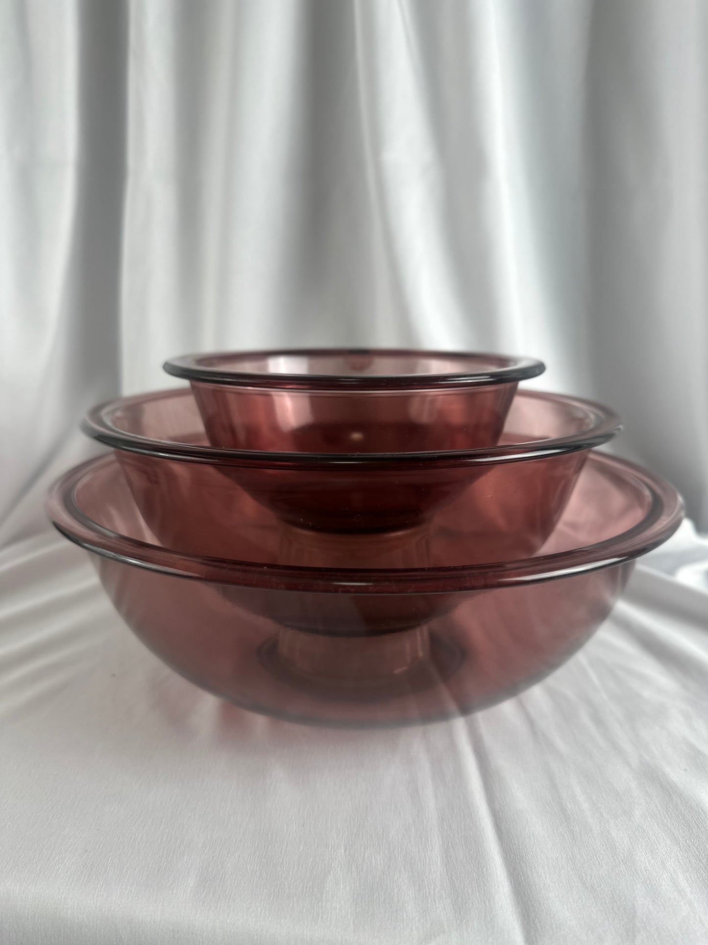 Pyrex Corning cranberry mixing bowls