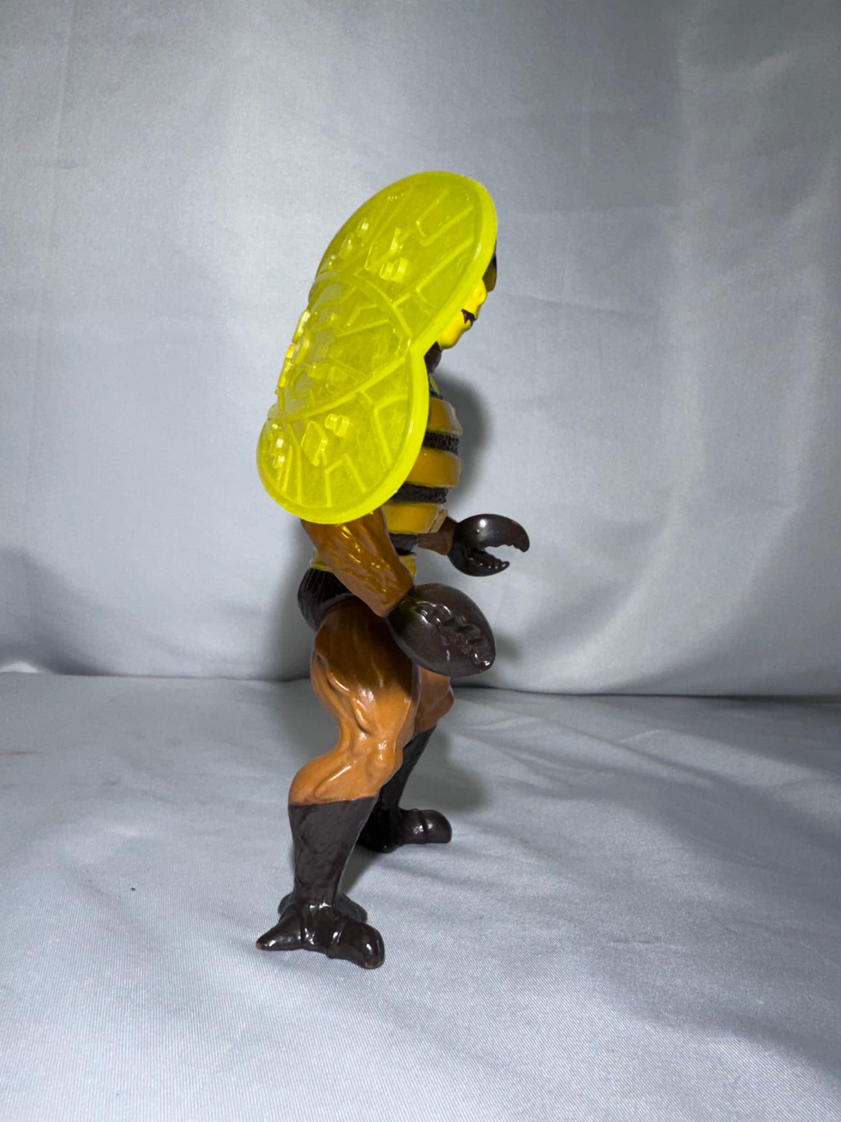 Vintage 1984 Mattel Masters of the Universe Buzz-Off Action Figure w/ Wings, Helmet & Axe