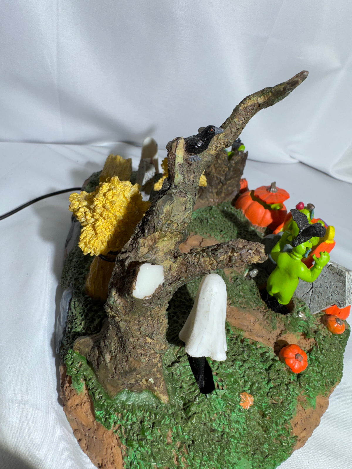 Lemax Spooky Town Playful Spirits Table Accent 2007 – AS-IS