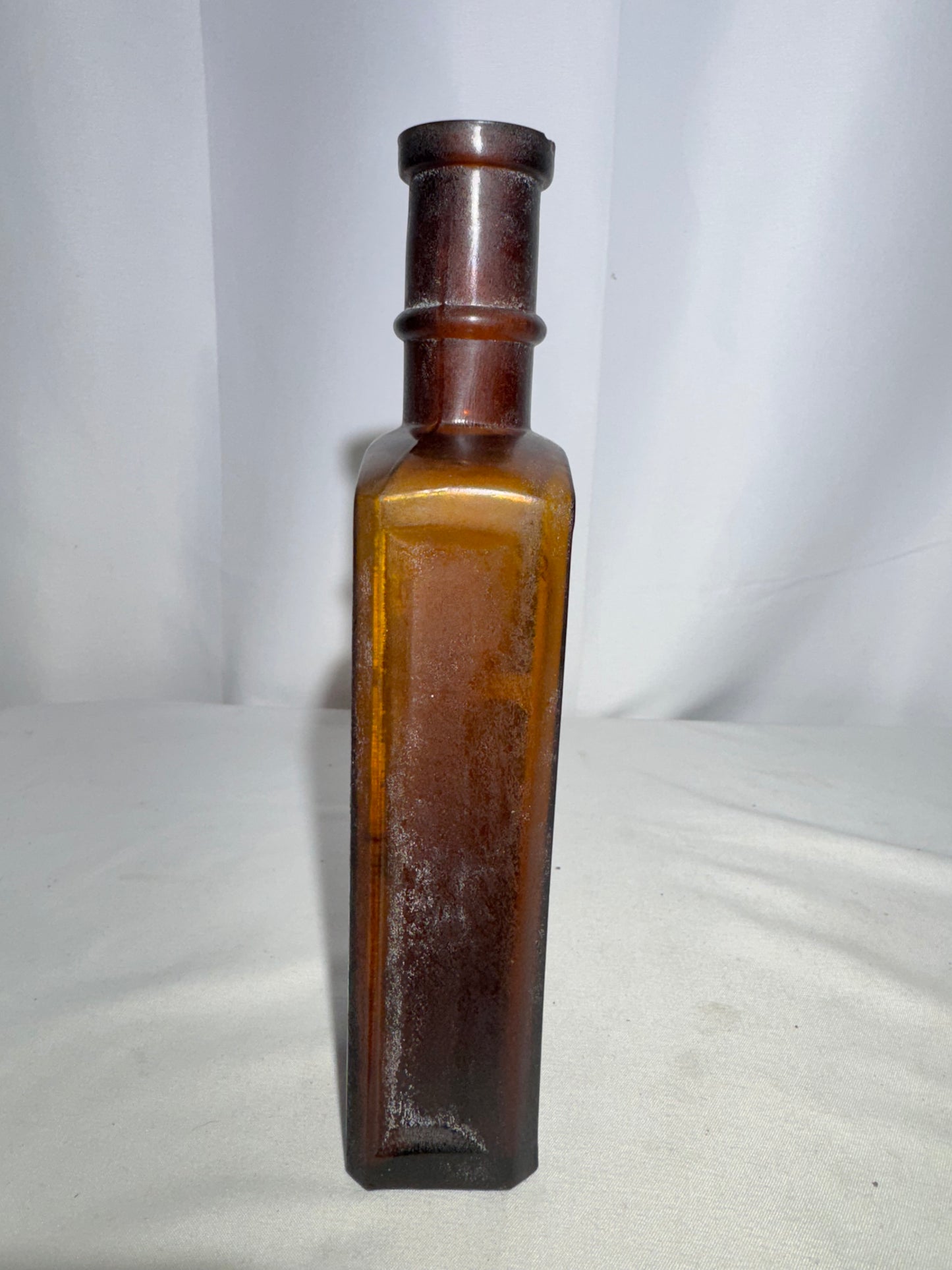 Vintage Amber Glass Apothecary Bottle Roehl’s Reliable Hair Restorer Embossed Antique