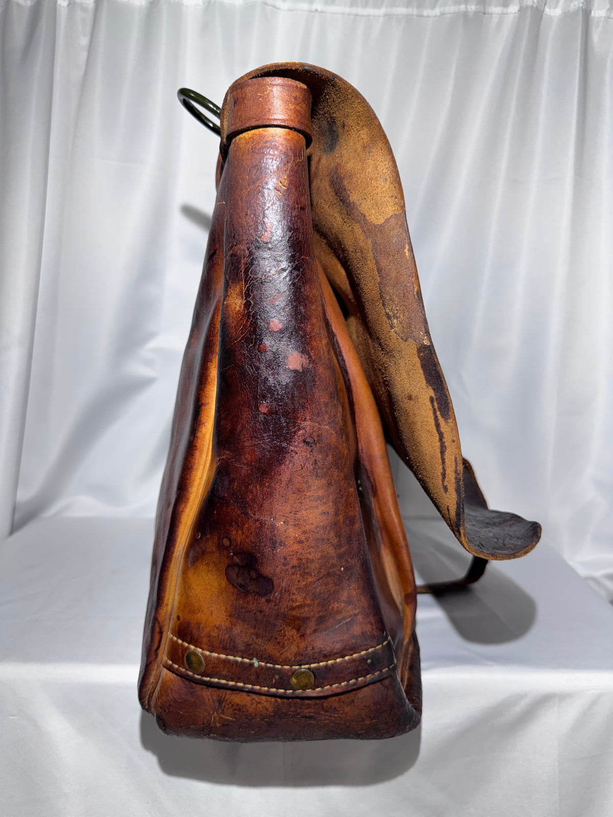 Vintage WWII-Era U.S. Mail Leather Postal Carrier / Messenger Bag – Heavy-Duty Leather – Bona Allen
