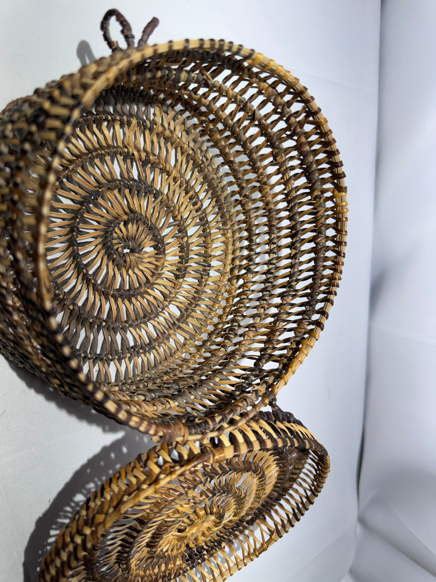 Handwoven Lidded Basket – Natural Reed/Wicker – Decorative Folk Art