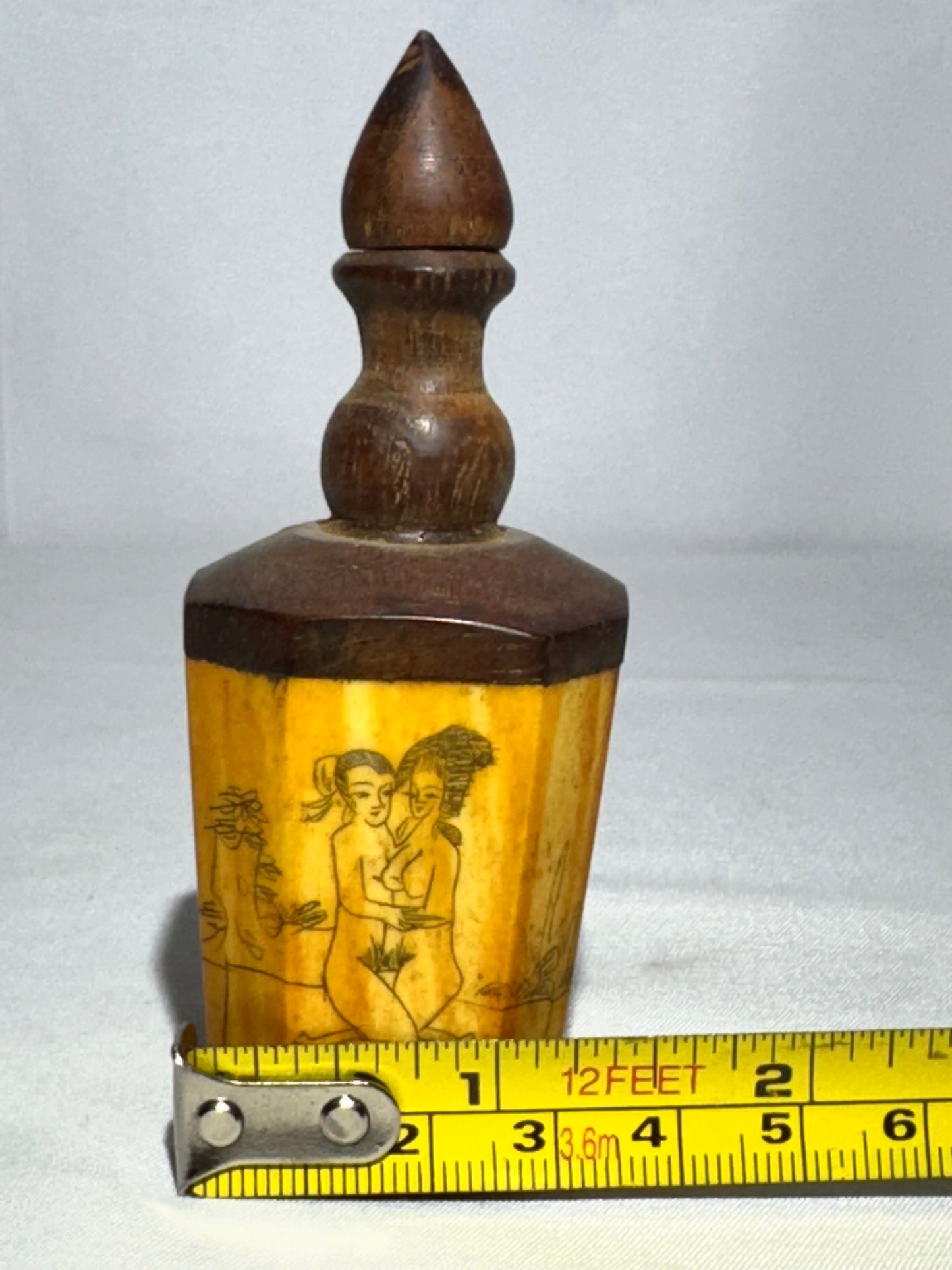 Antique Chinese Bovine Bone & Wood Snuff Bottle – Eight-Sided Hand-Painted Scrimshaw Erotic Scene