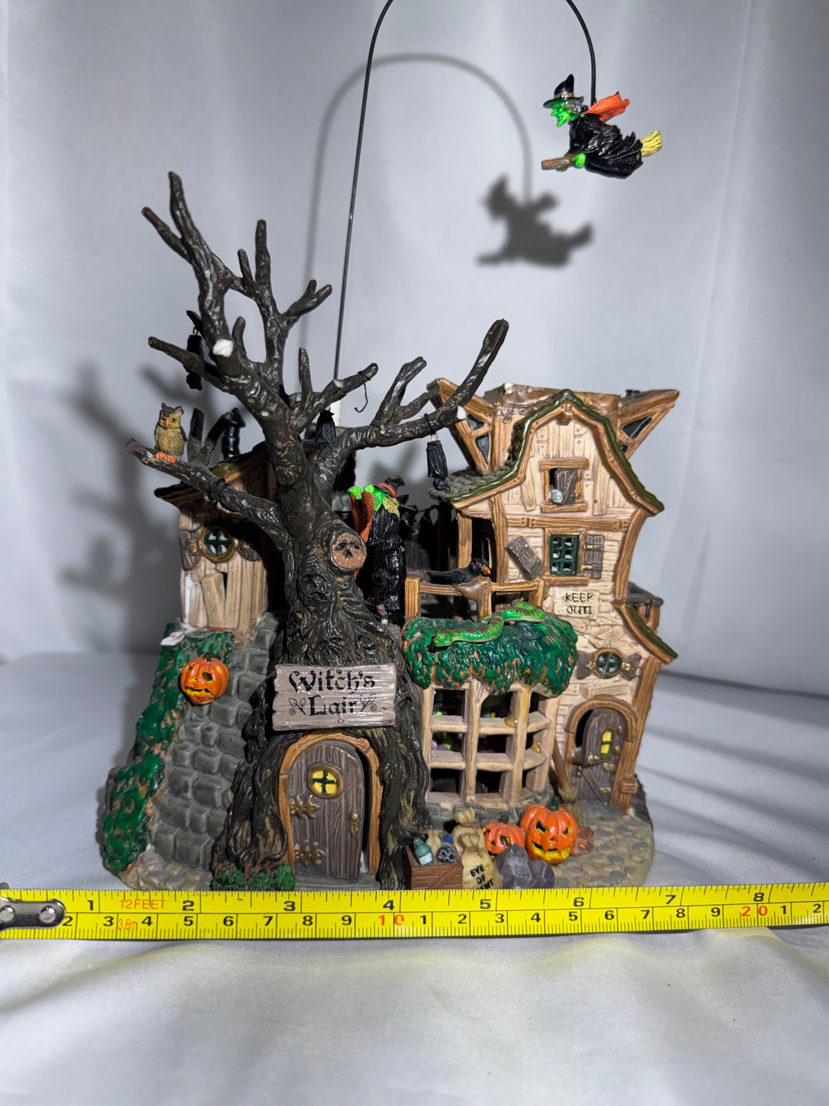 Lemax Spooky Town Witch’s Lair #45003 — Retired 2004 — FOR PARTS / DISPLAY