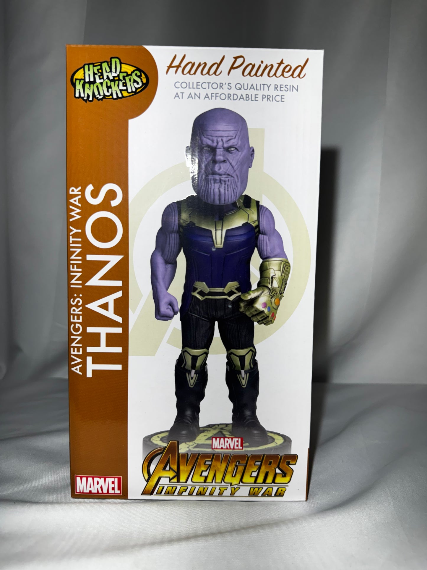 NECA Thanos Head Knocker Avengers Infinity War Resin Bobblehead Figure 8”