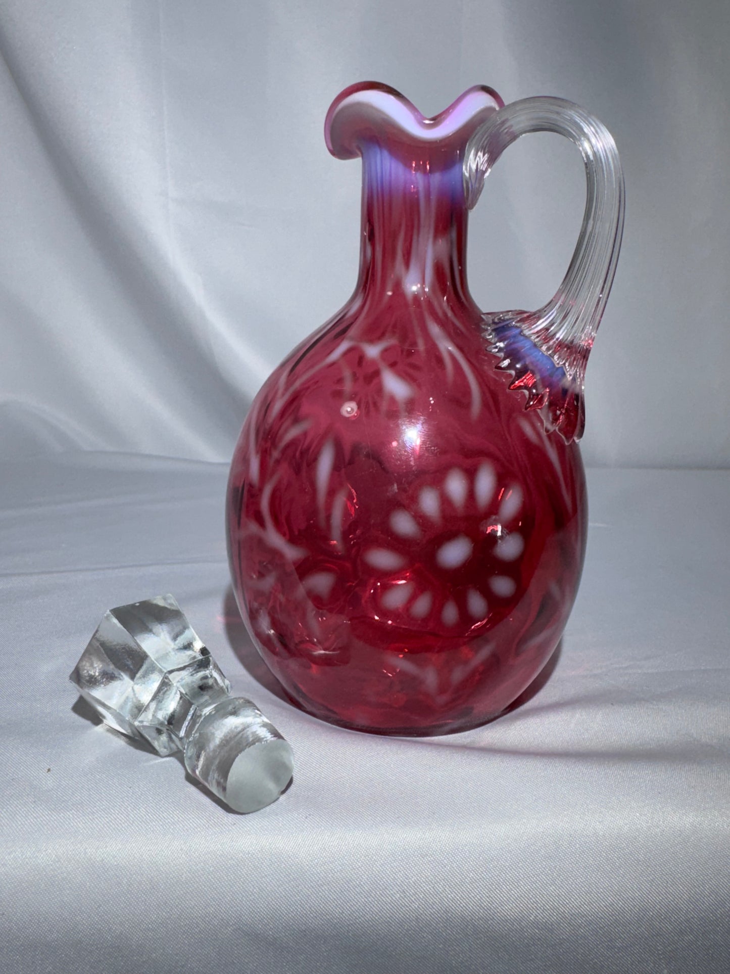 Vintage Cranberry Opalescent “Daisy & Fern” Glass Cruet – 7” – Faceted Stopper