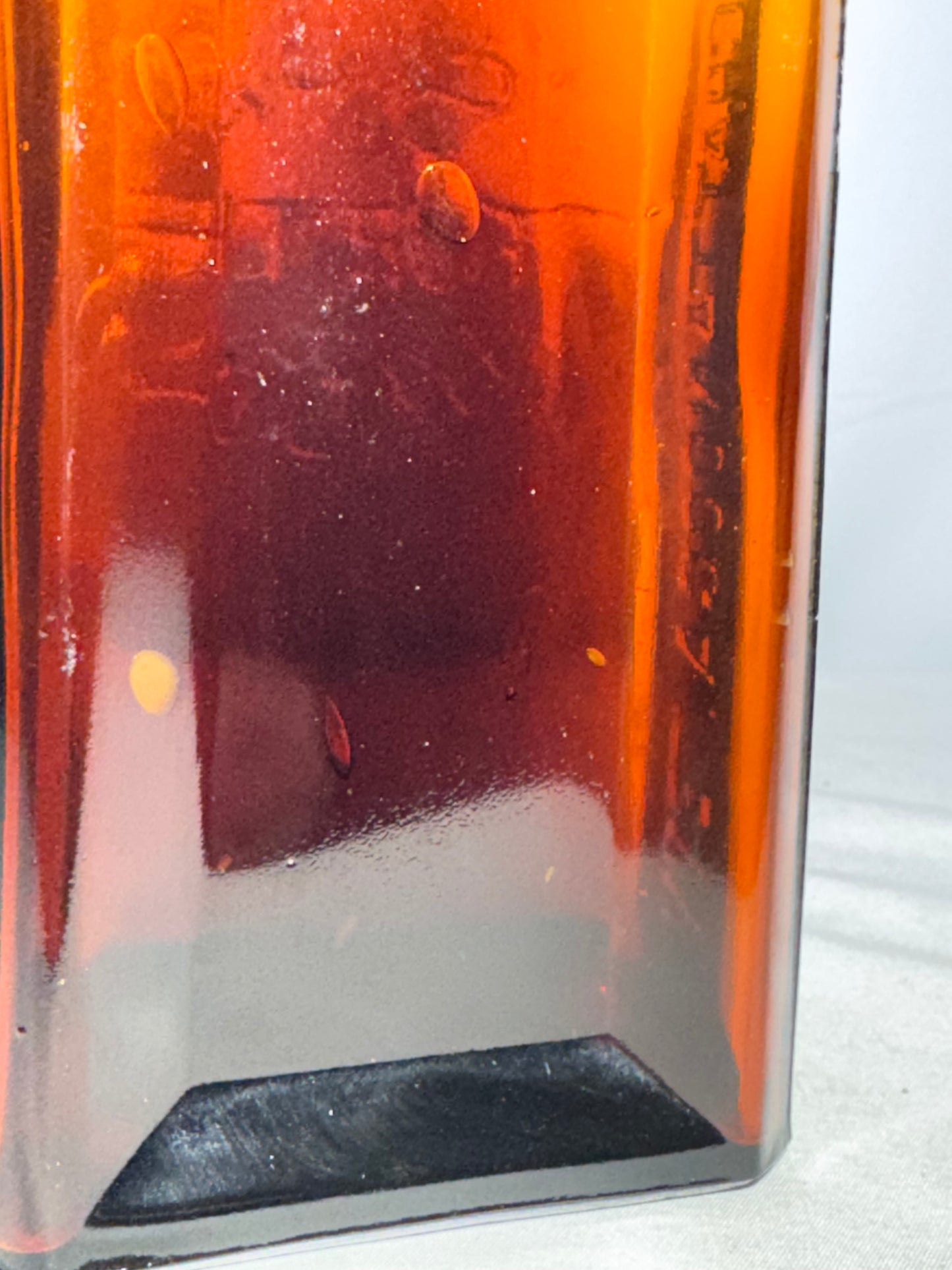 Vintage Amber Glass “S.J.S. For The Blood” Bottle – Gerstle Medicine Co., Chattanooga, Tenn.