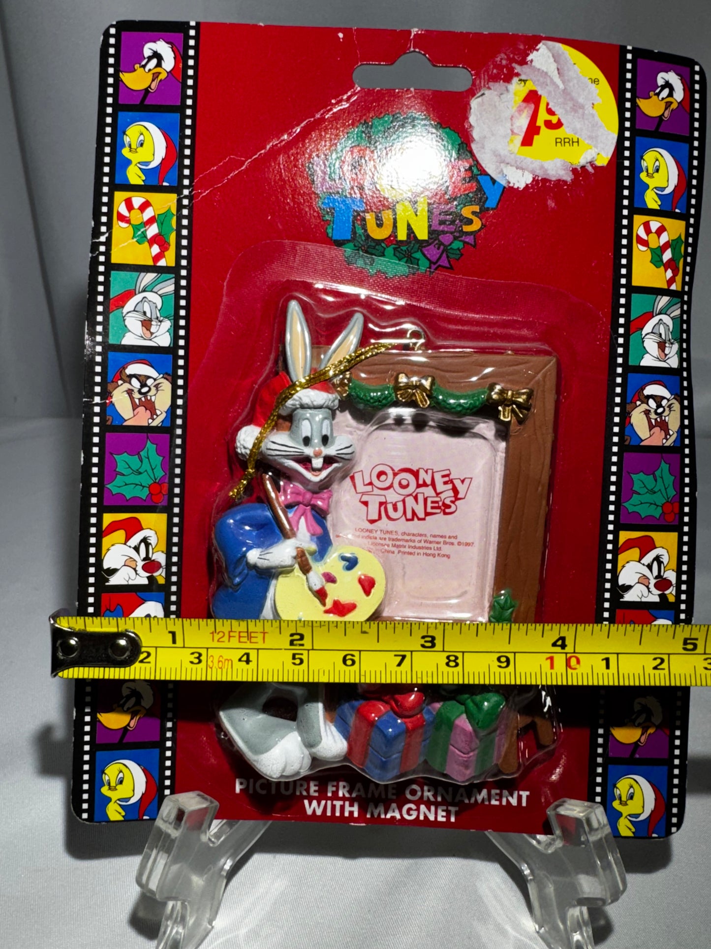 1997 Looney Tunes Bugs Bunny Picture Frame Ornament Magnet Matrix Resin Christmas 3.75”