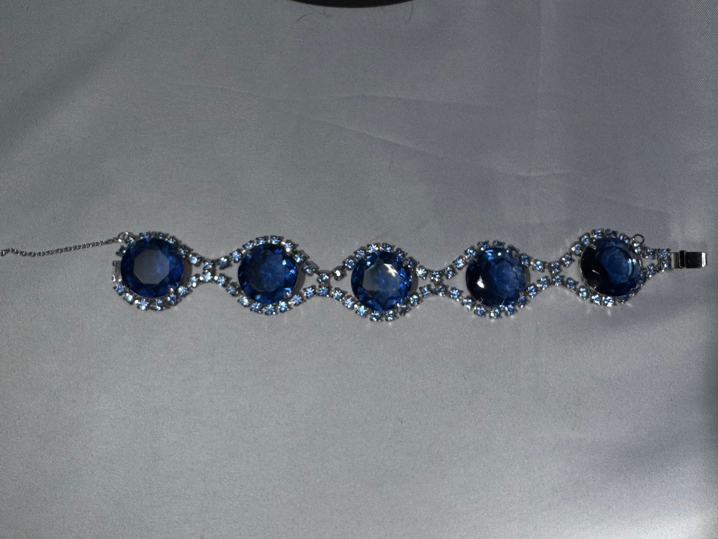 Vintage 1950s-60s Blue Rhinestone Link Bracelet Silver Tone Sapphire Glass