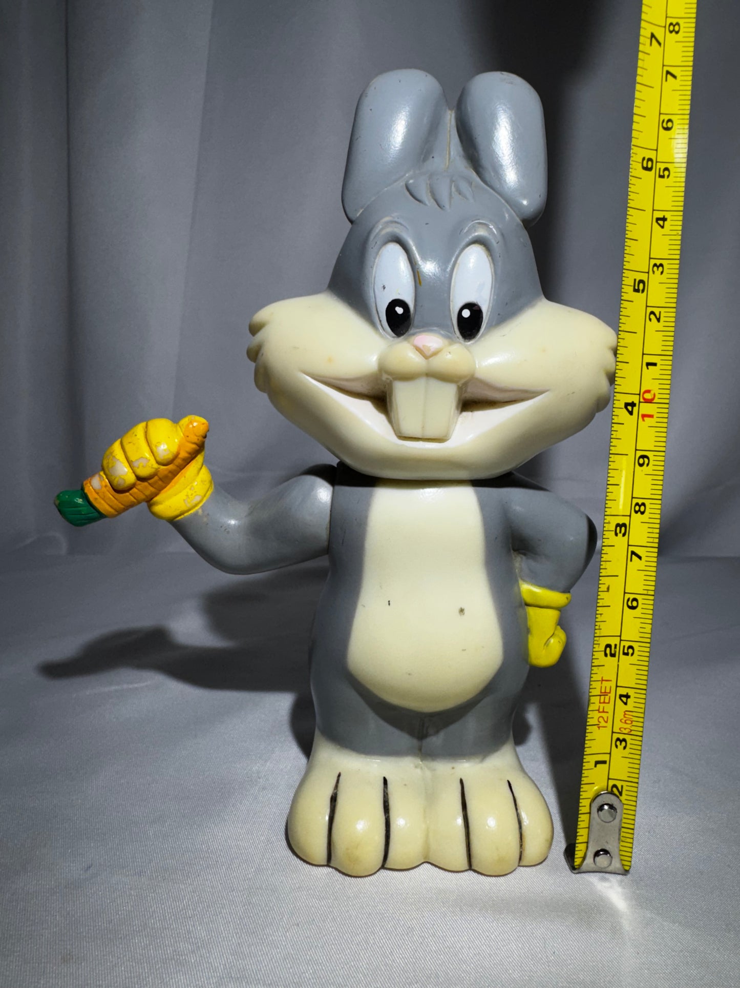 1976 R. Dakin Bugs Bunny Vinyl Coin Bank 7” Vintage Looney Tunes Warner Bros Chubby Bank
