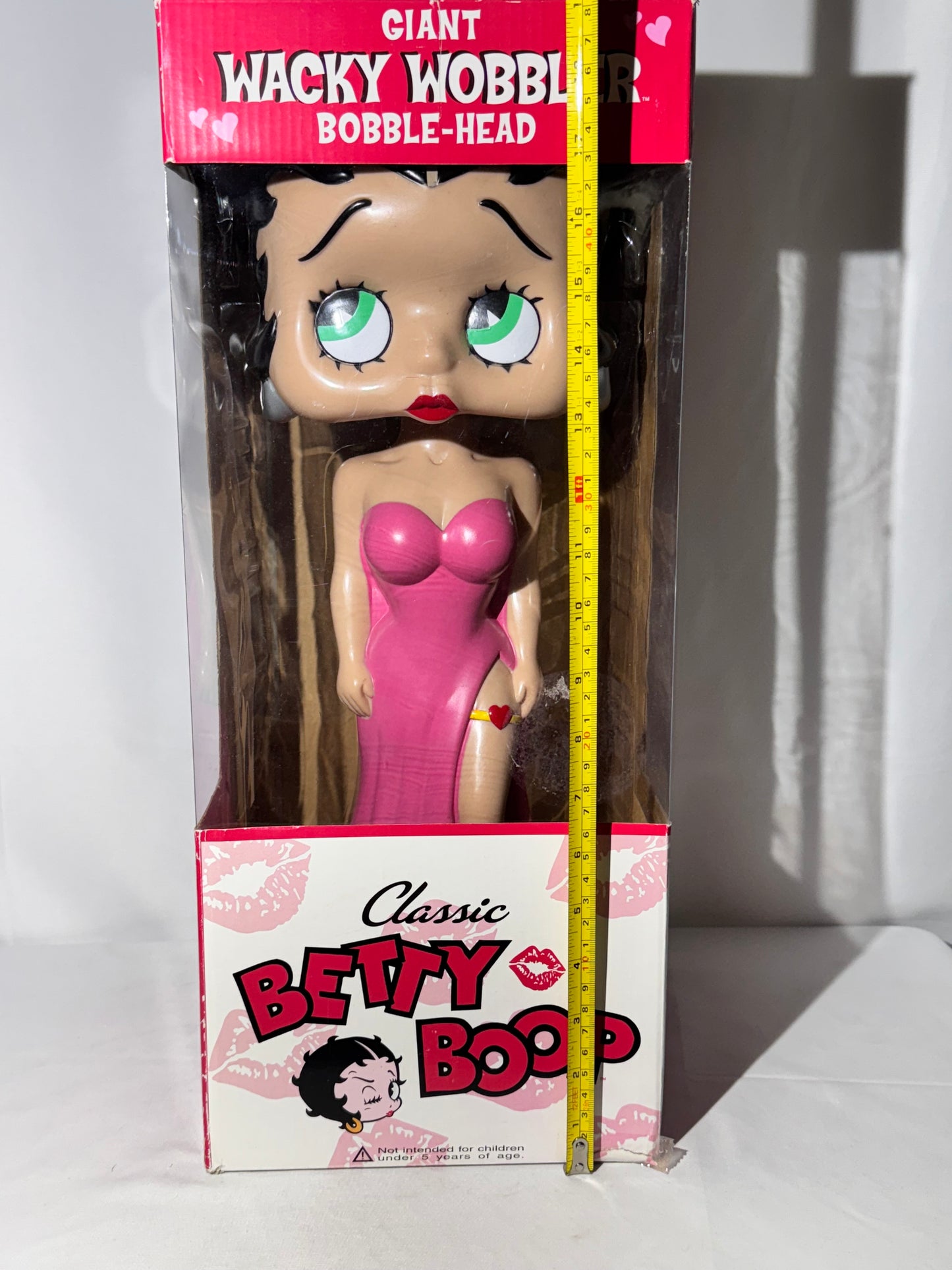 Giant 18” Betty Boop Wacky Wobbler Bobblehead – Funko 2006 – Pink Gown – Original Box
