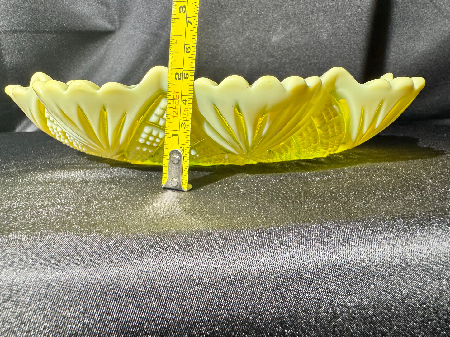 Uranium Davidson Primrose Pearline Glass Bowl –10” Antique Glass RN285342